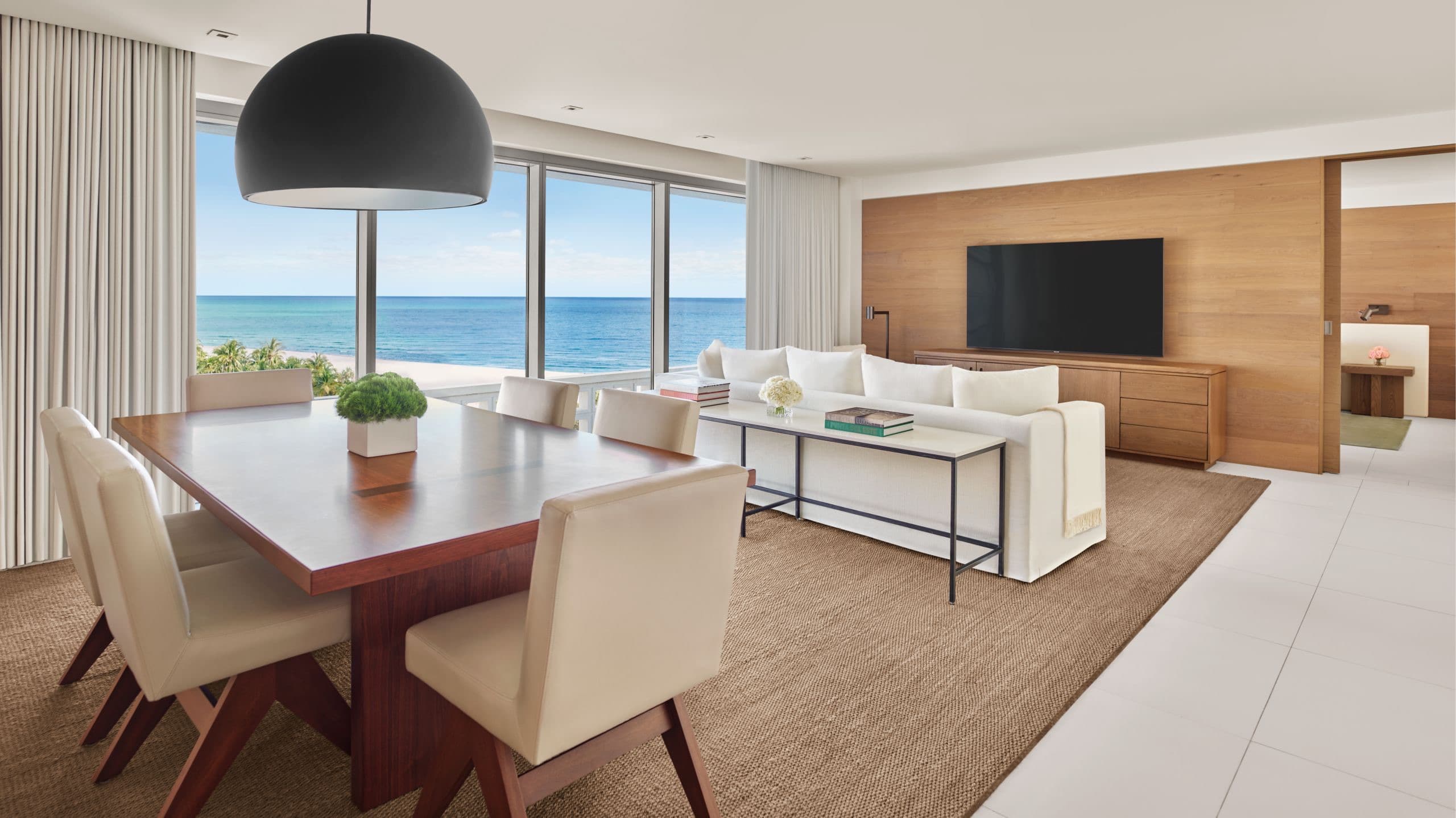 Bungalow One Bedroom Suite bedroom and wraparound terrace