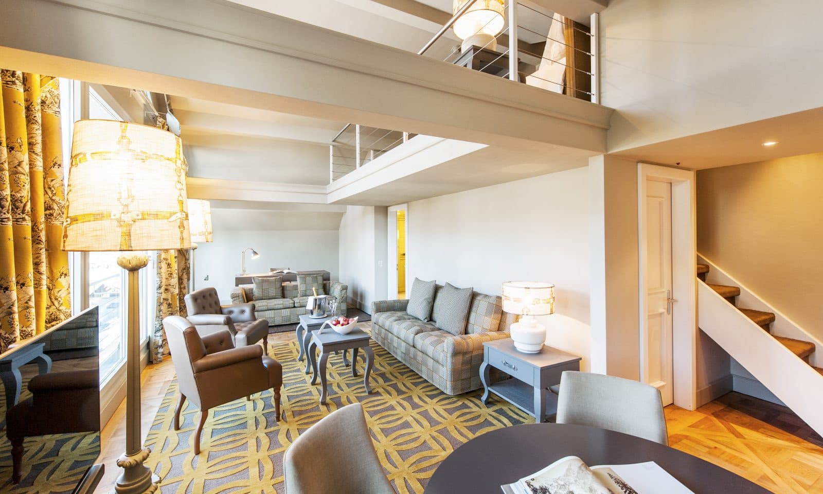 Le Grand Bellevue — suite
