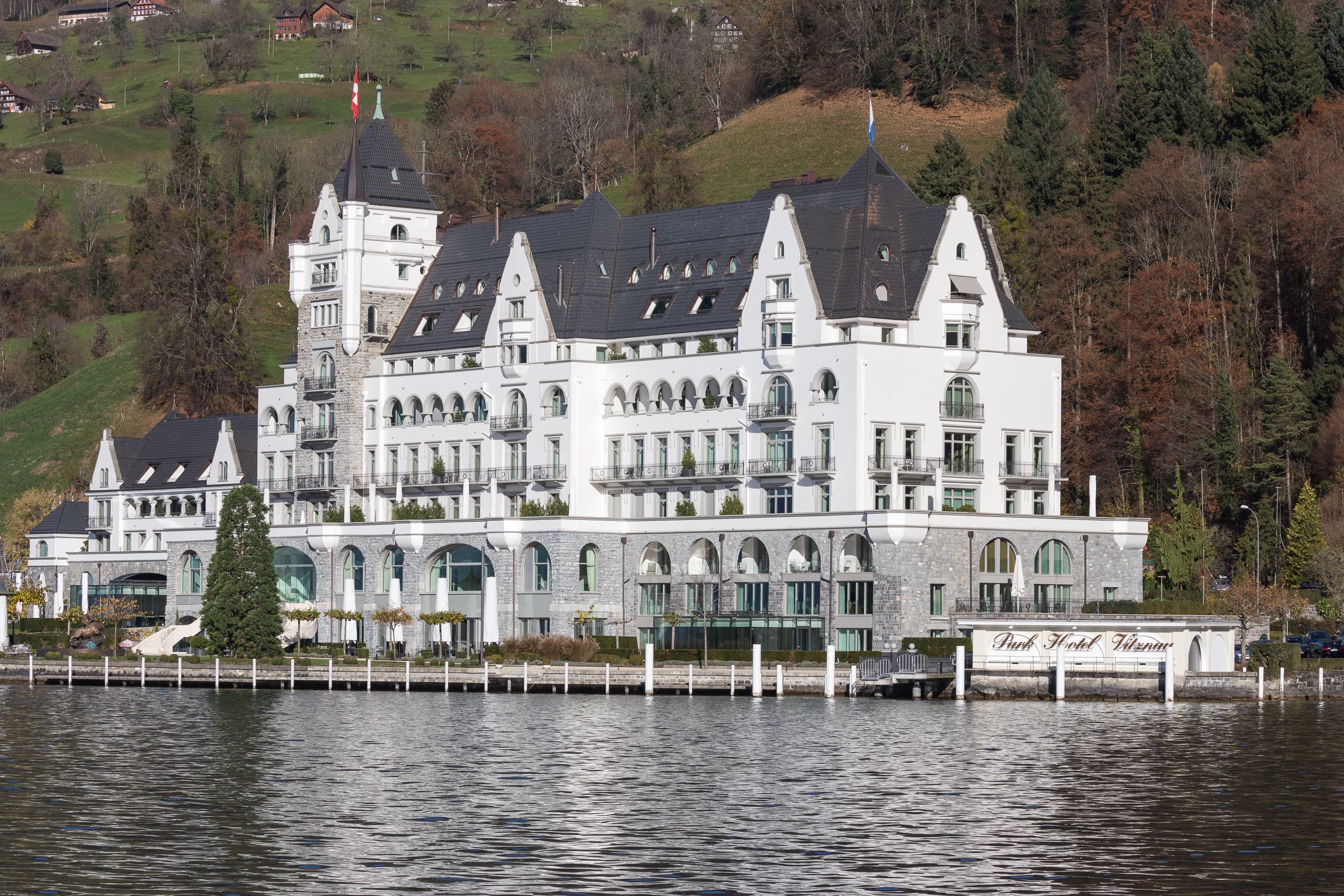 Park Hotel Vitznau — exterior