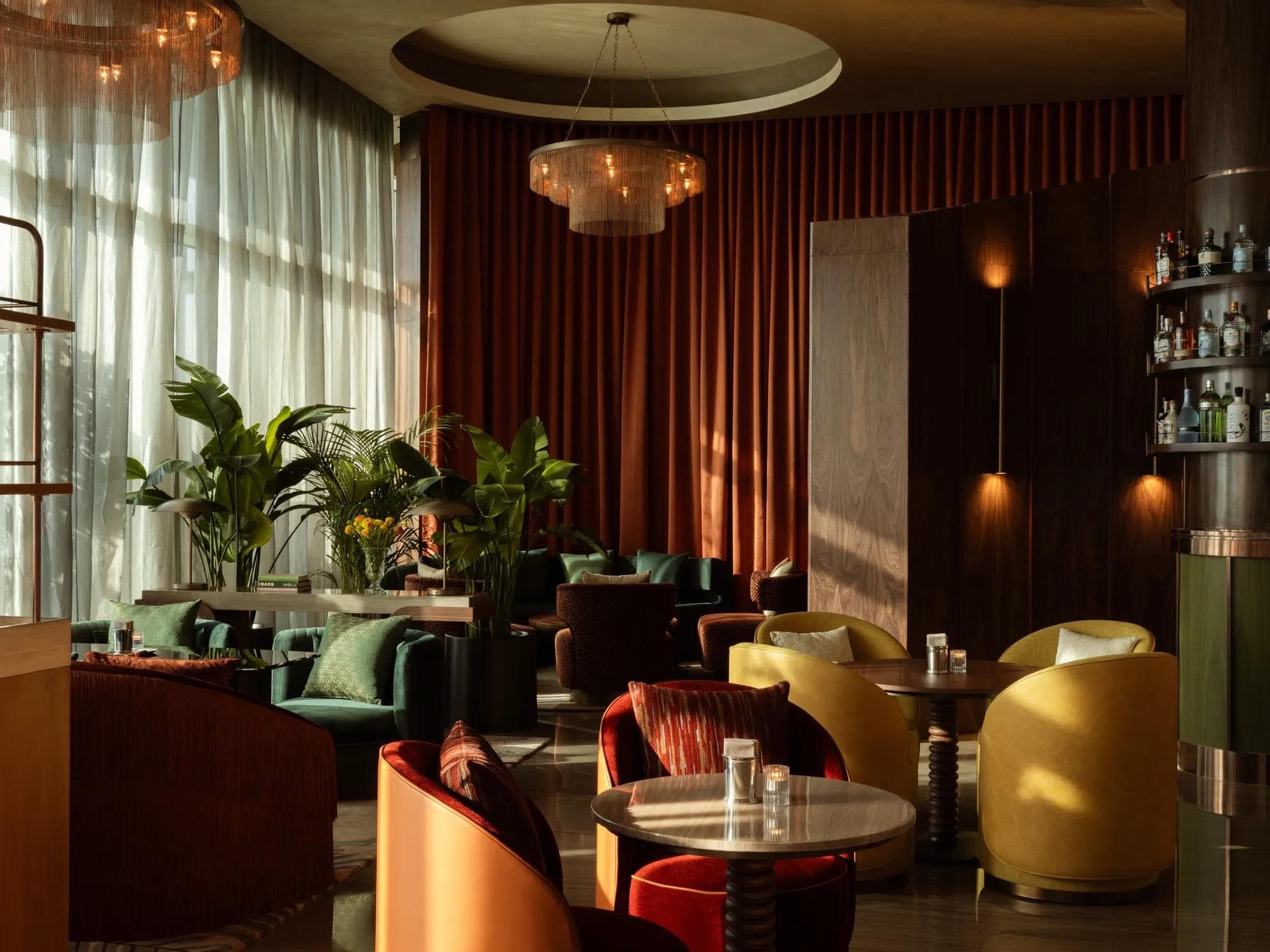 Rosewood Abu Dhabi — bar