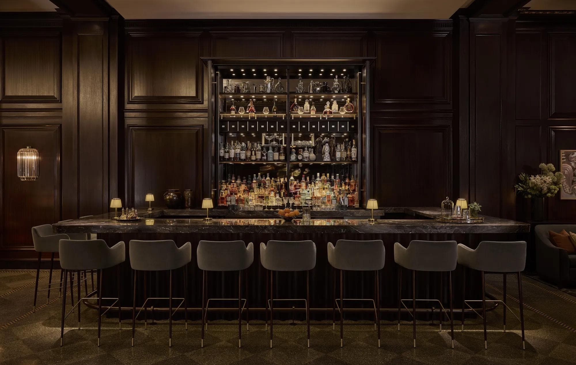 Rosewood Hotel Georgia — bar