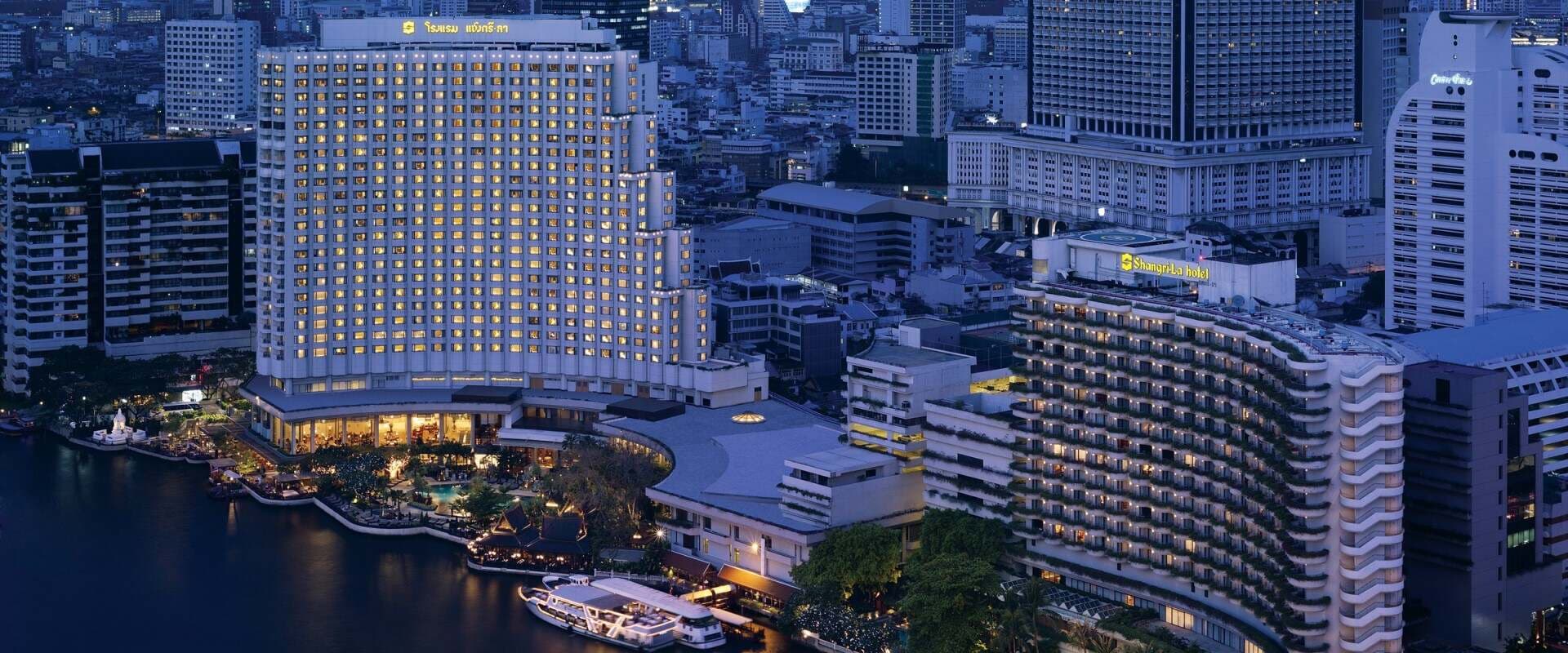 Shangri-La Bangkok — exterior