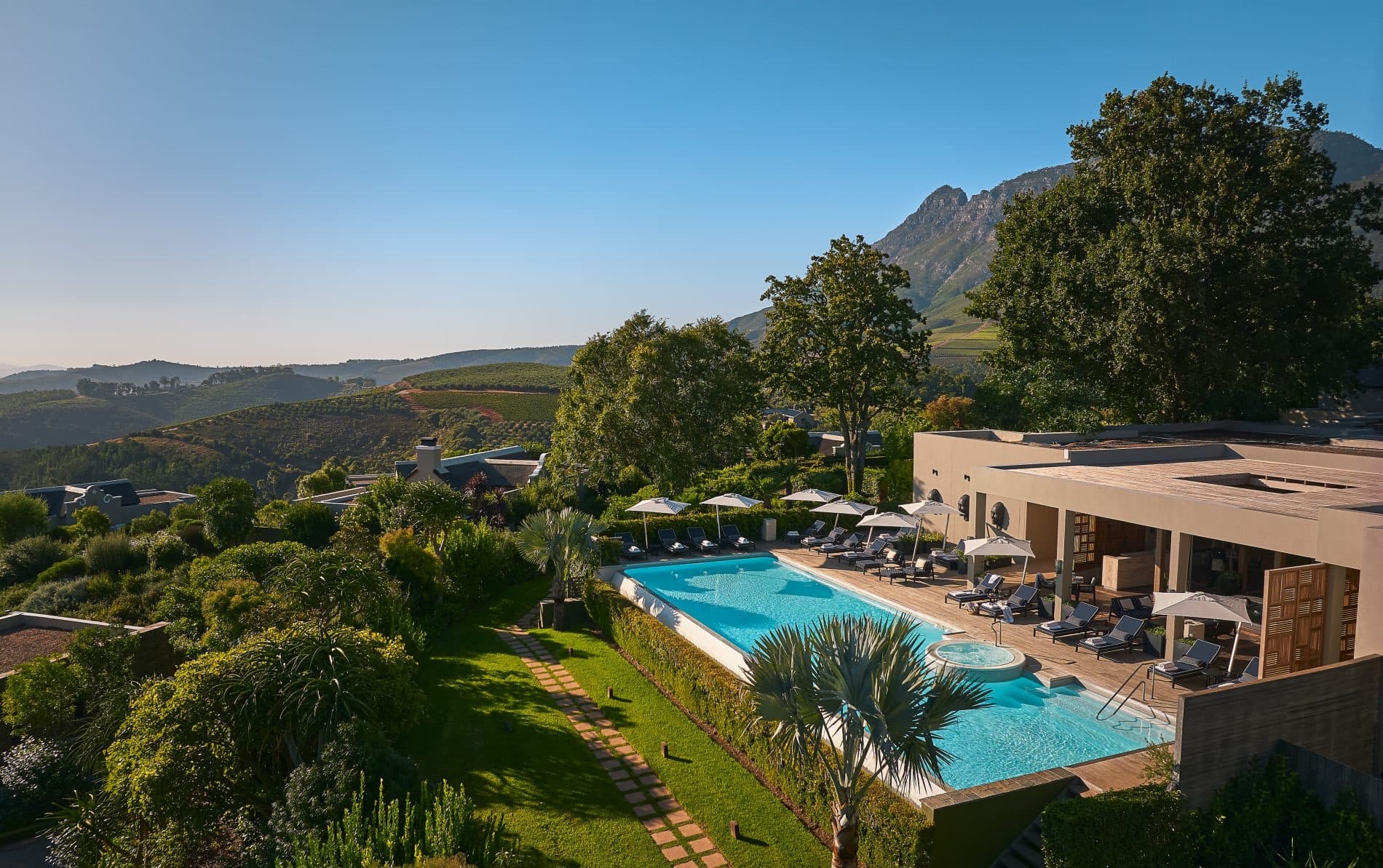 Delaire Graff Lodge — pool