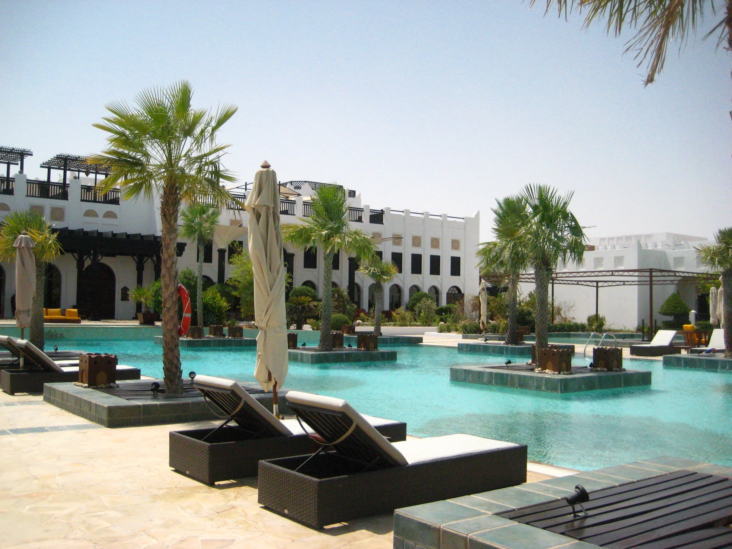 Sharq Village & Spa, a Ritz-Carlton Hotel — pool