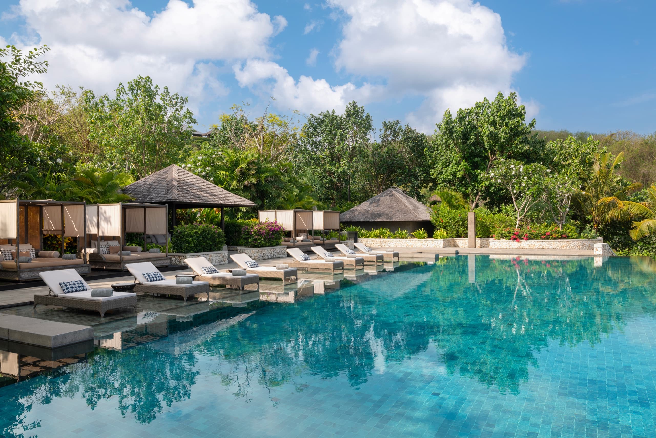 Raffles Bali — pool