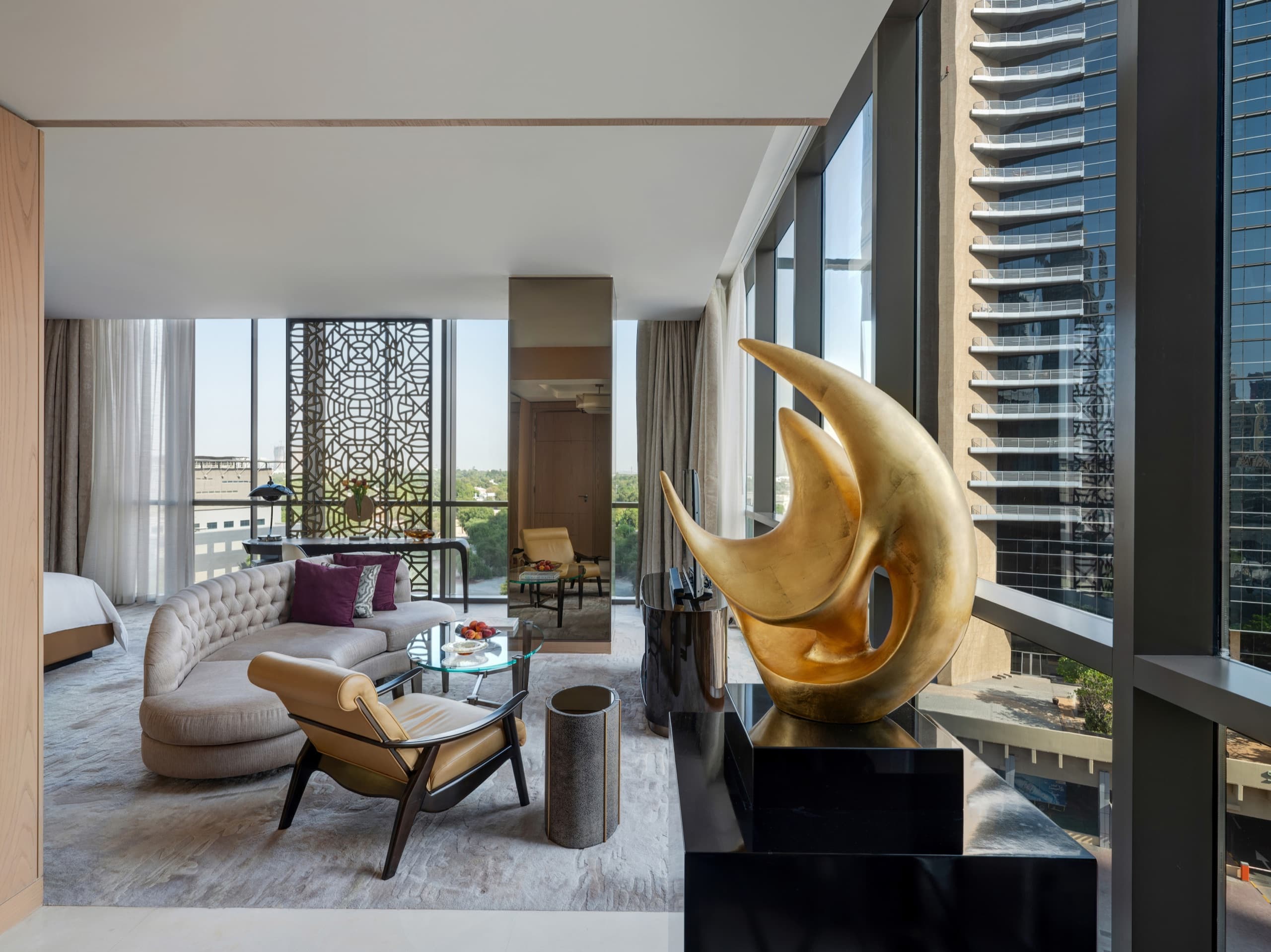 Four Seasons Hotel Dubai International Financial Centre — suite