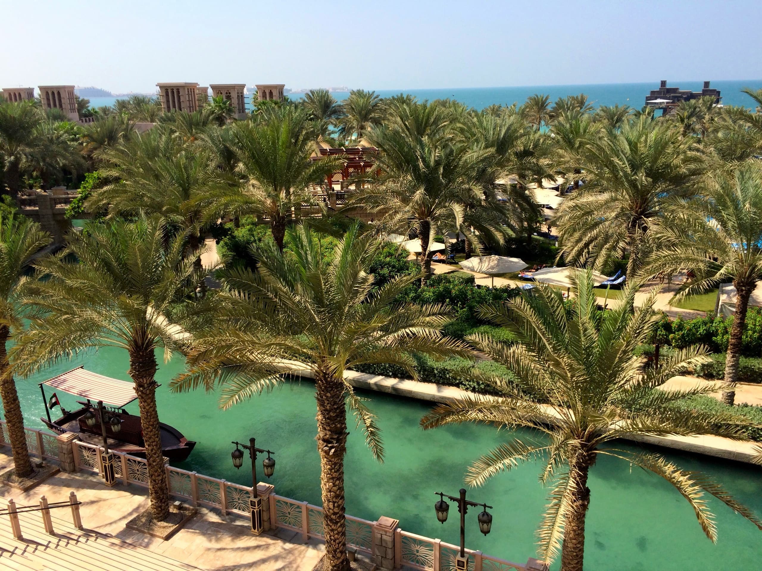 Jumeirah Al Qasr — garden