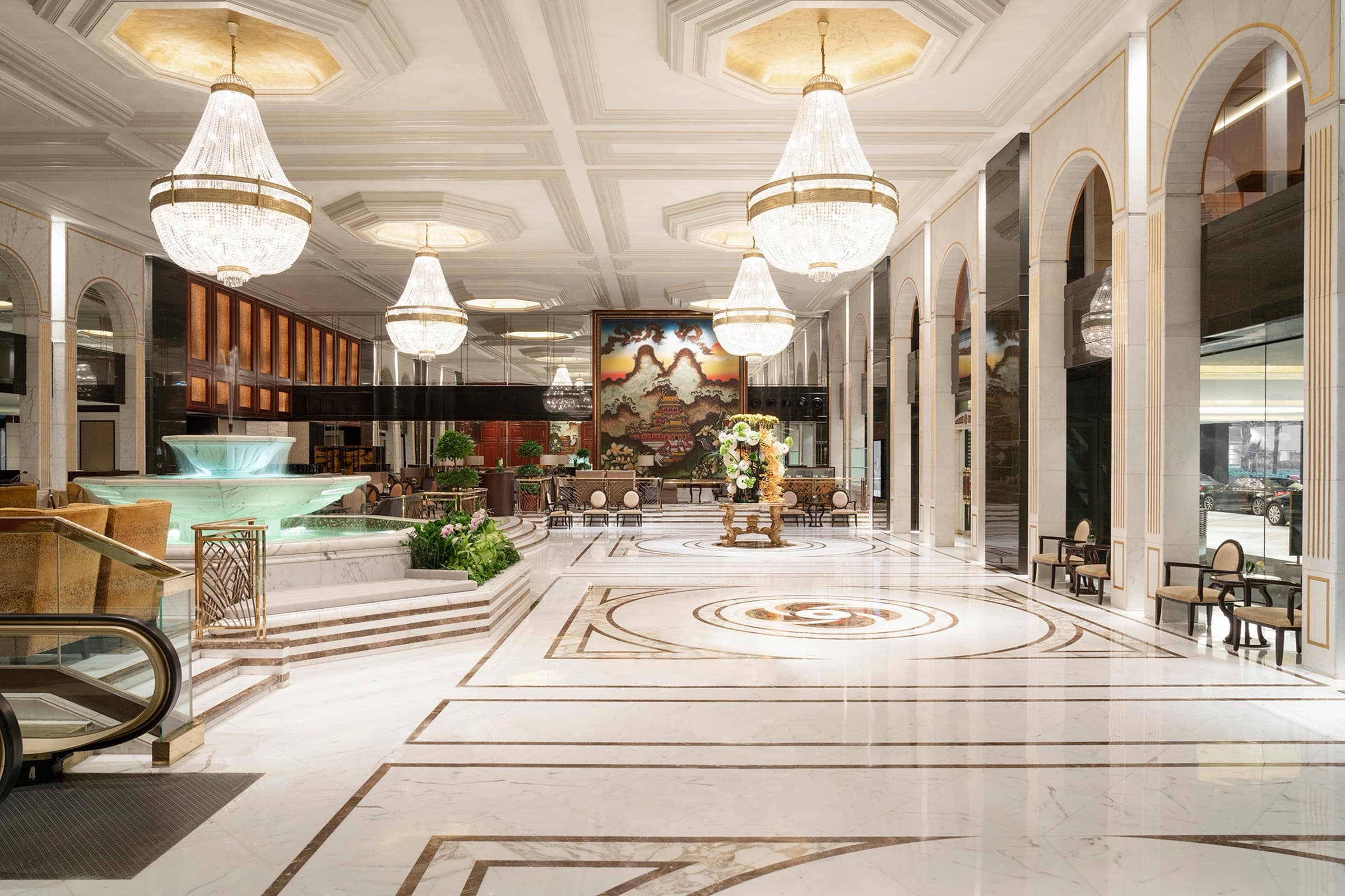 Kowloon Shangri-La, Hong Kong — lobby