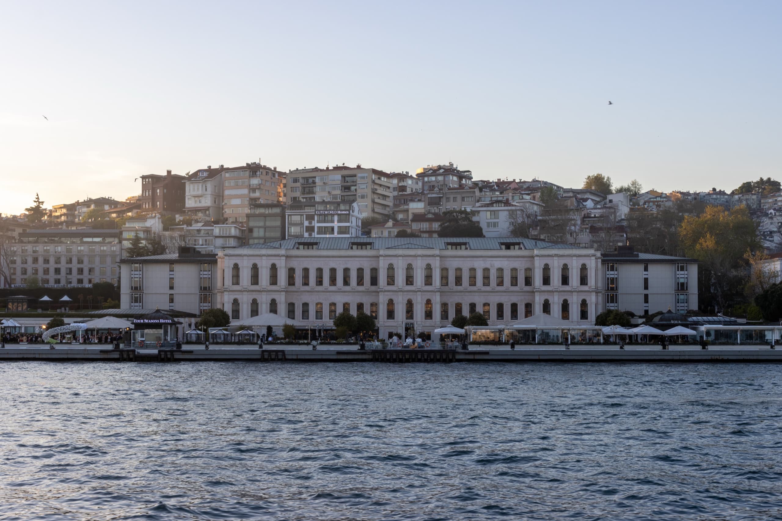 Four Seasons Hotel Istanbul at the Bosphorus — exterior