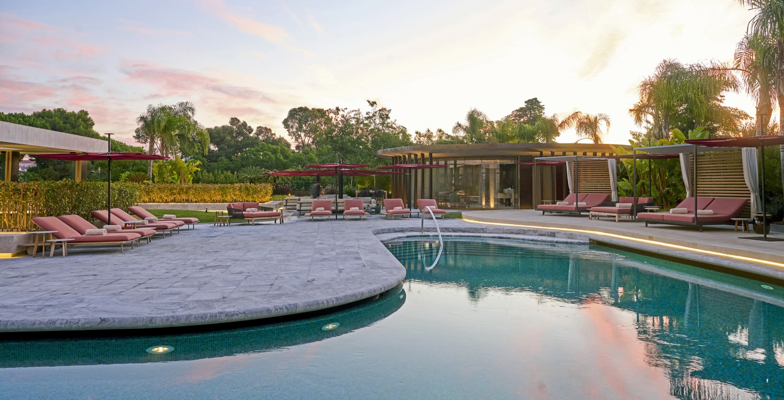 Four Seasons Hotel Ritz Lisbon — pool