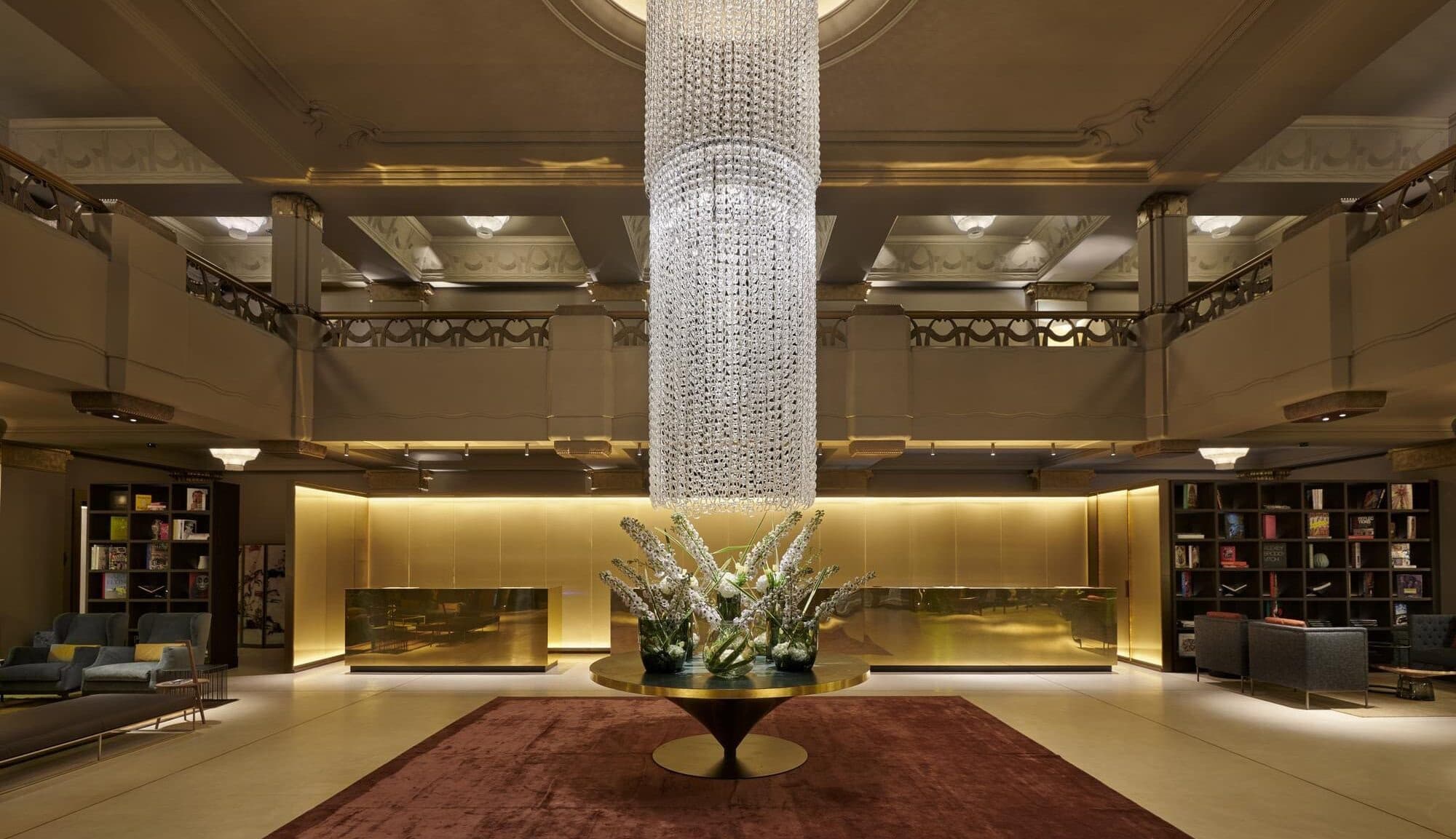 Hotel Café Royal — lobby
