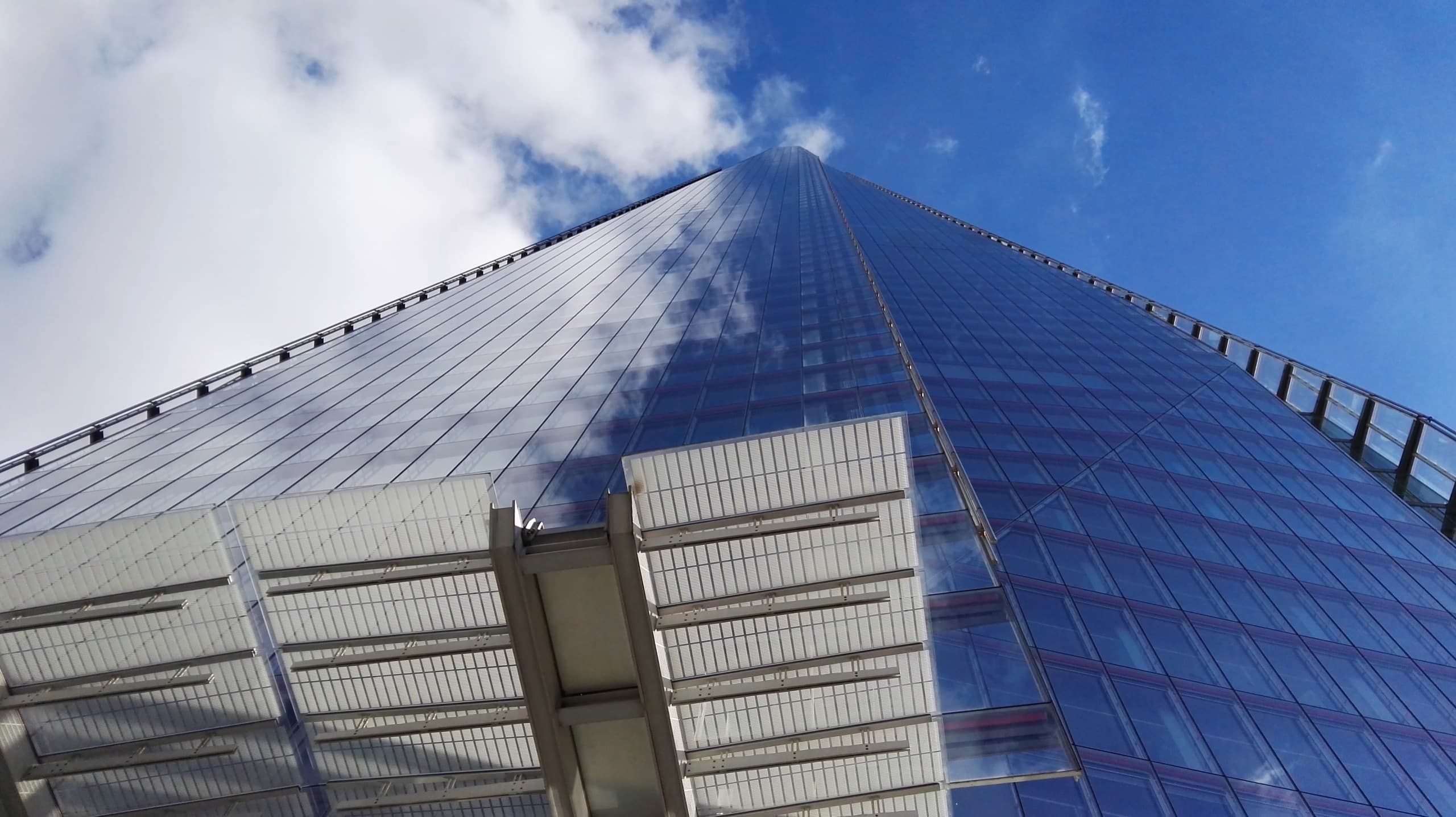 Shangri-La The Shard, London — exterior