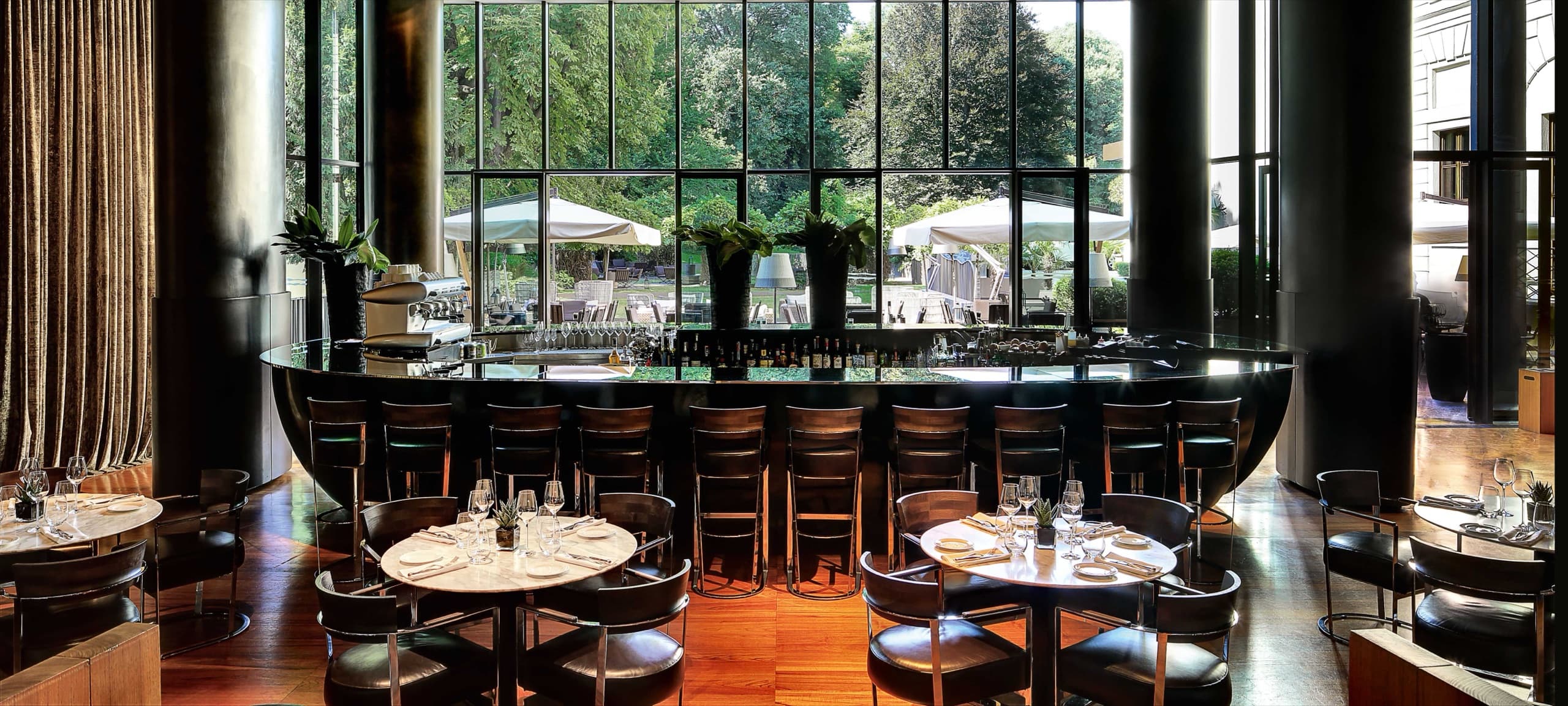 Bvlgari Hotel Milano — bar