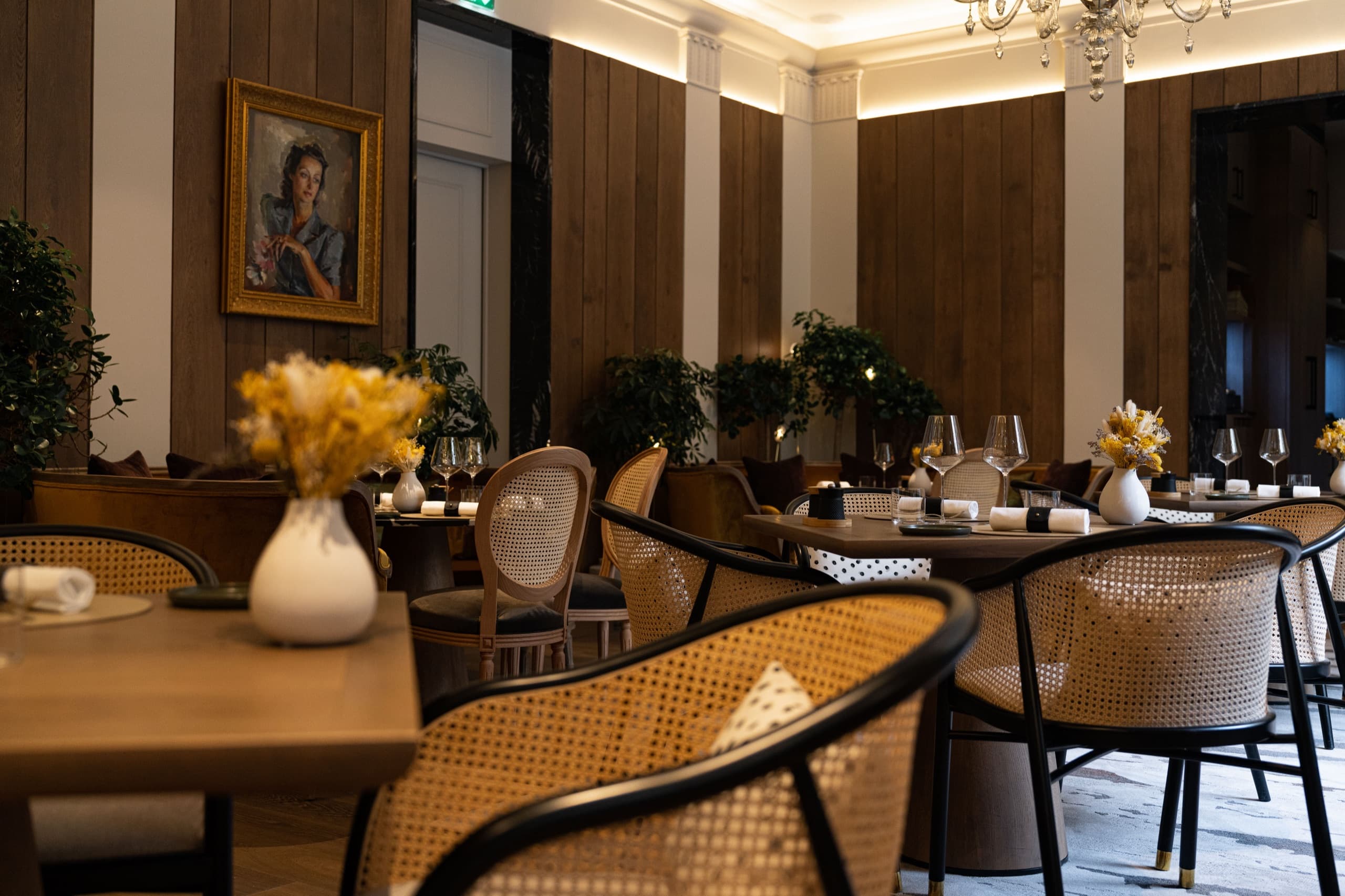 Hotel Lancaster — restaurant