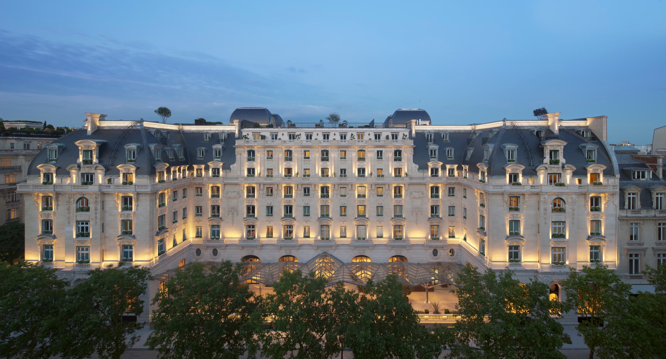The Peninsula Paris — exterior