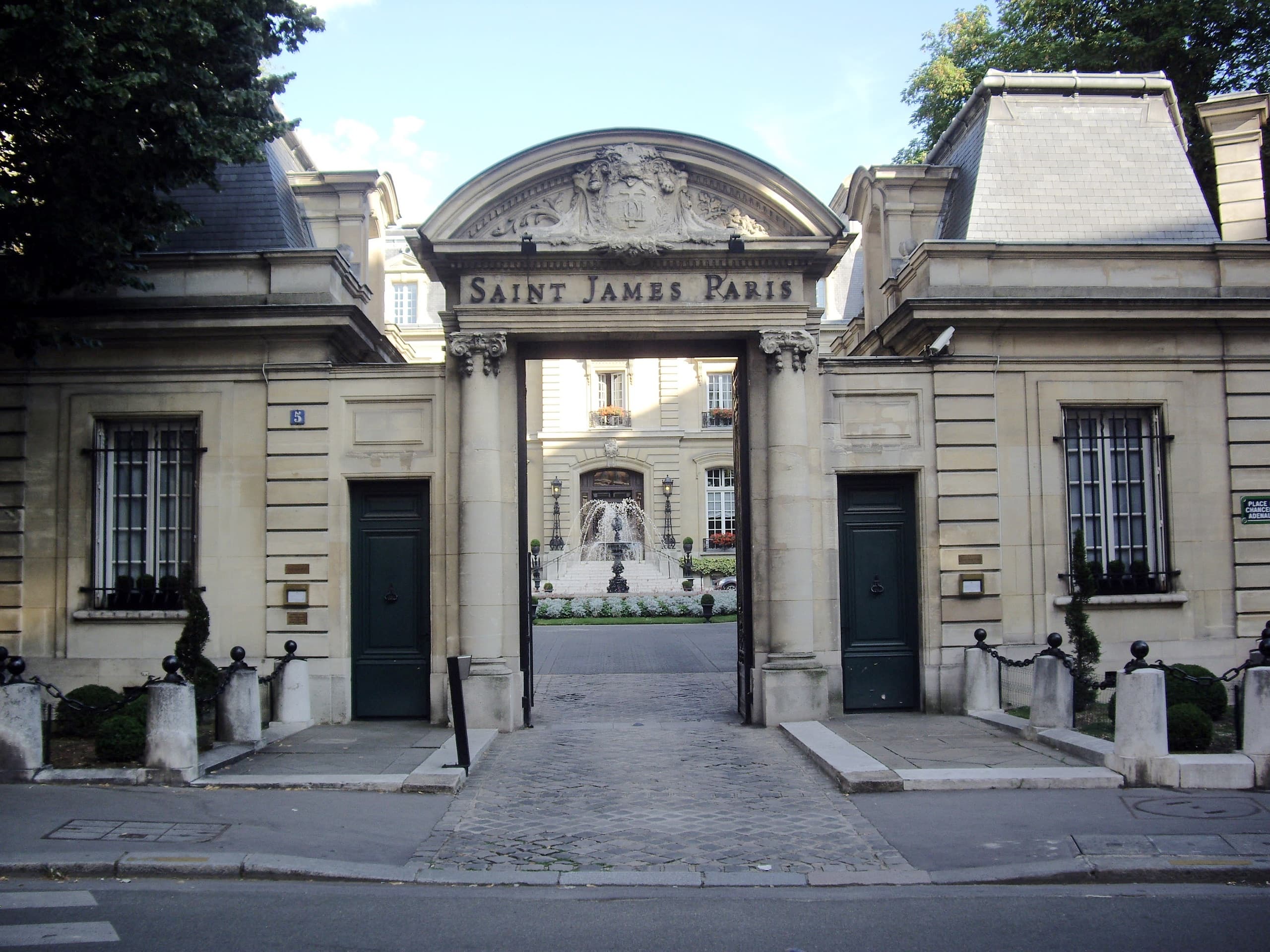 Saint James Paris — exterior