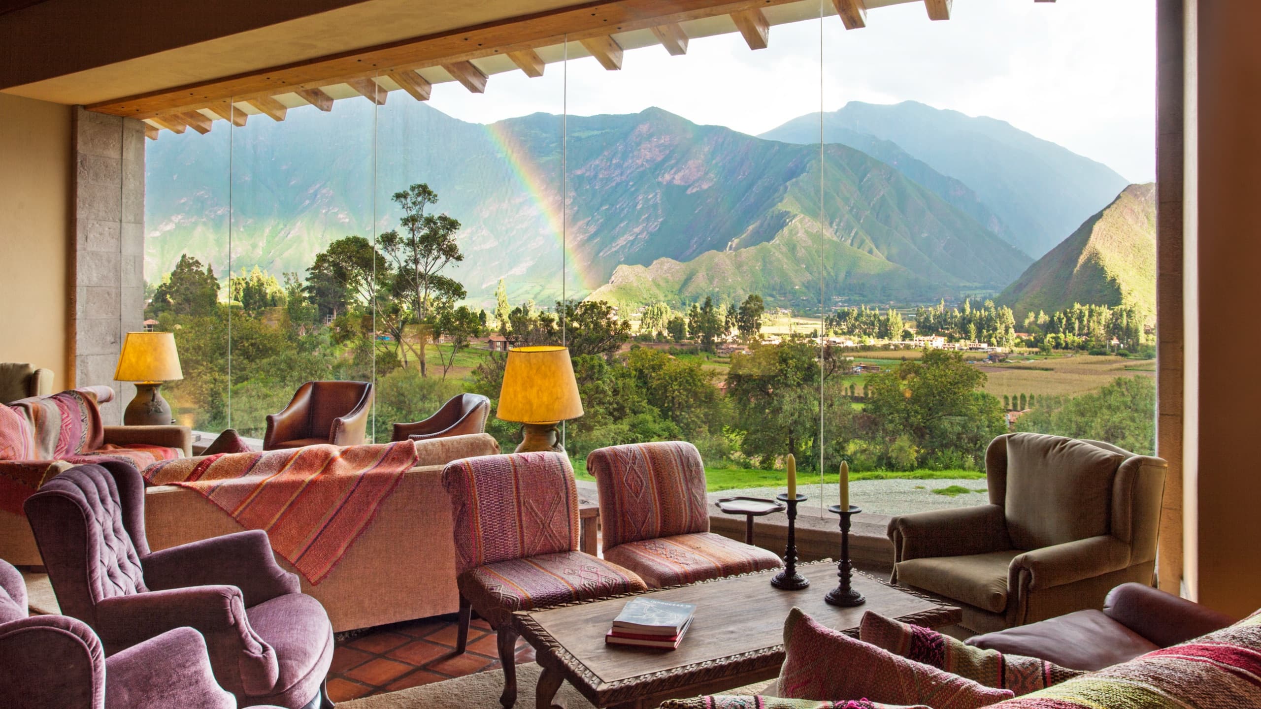Inkaterra Hacienda Urubamba — lobby