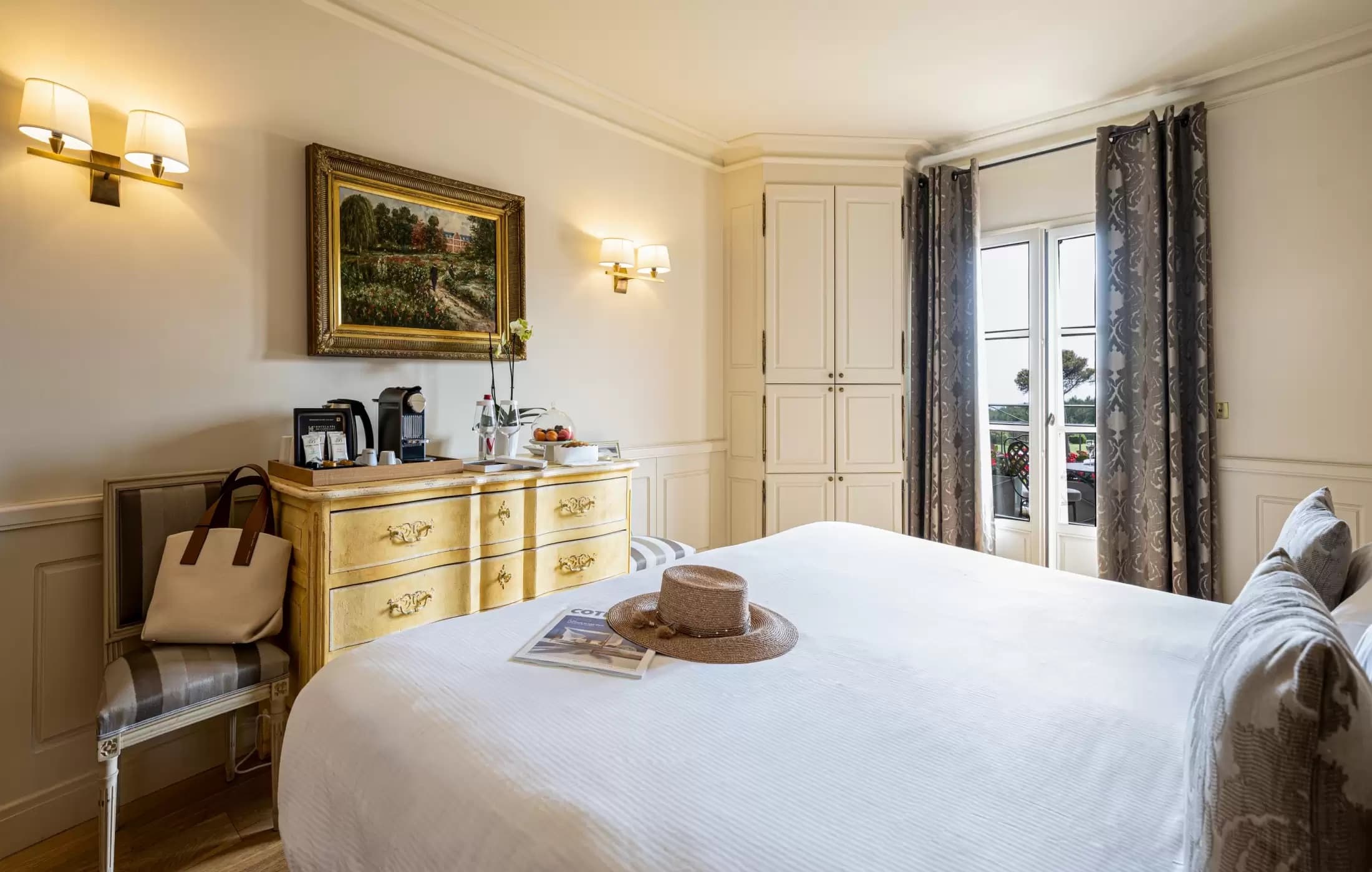 Hôtel & Spa du Castellet — room