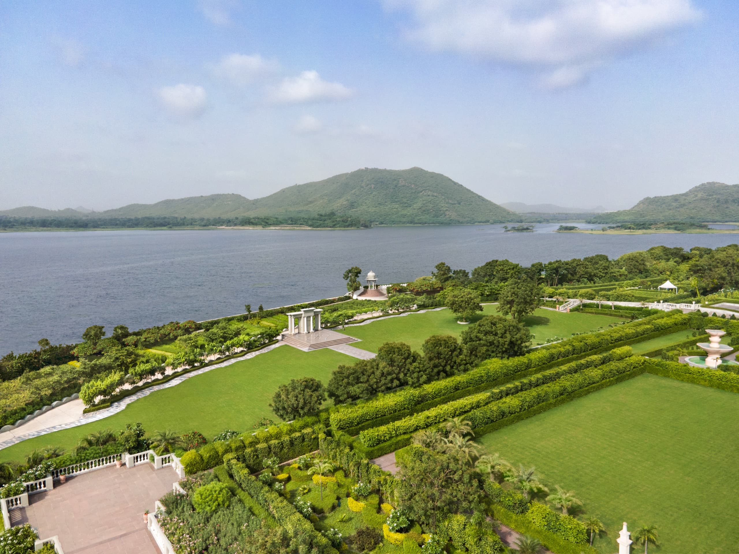 Raffles Udaipur — garden