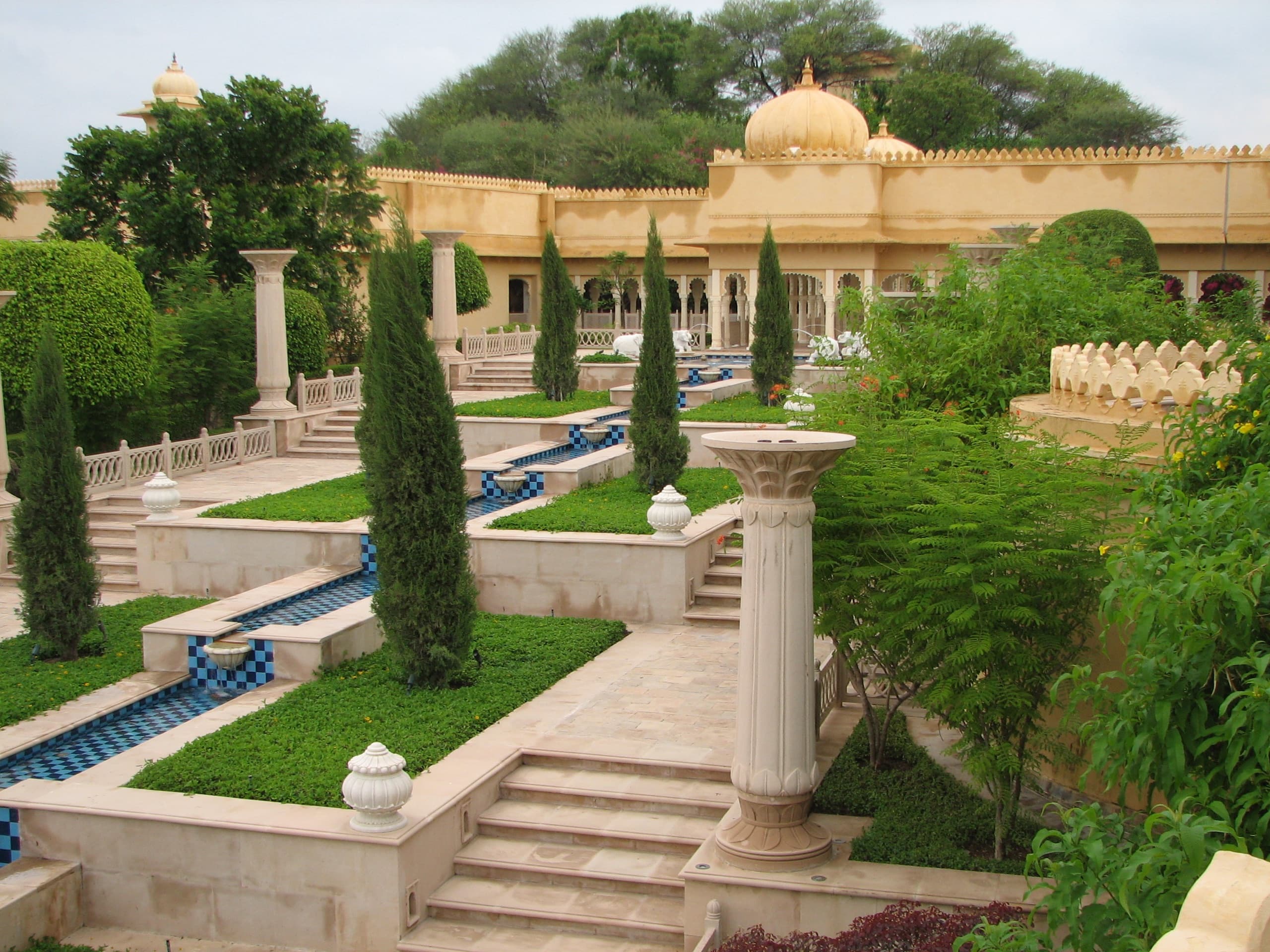 The Oberoi Udaivilas — garden
