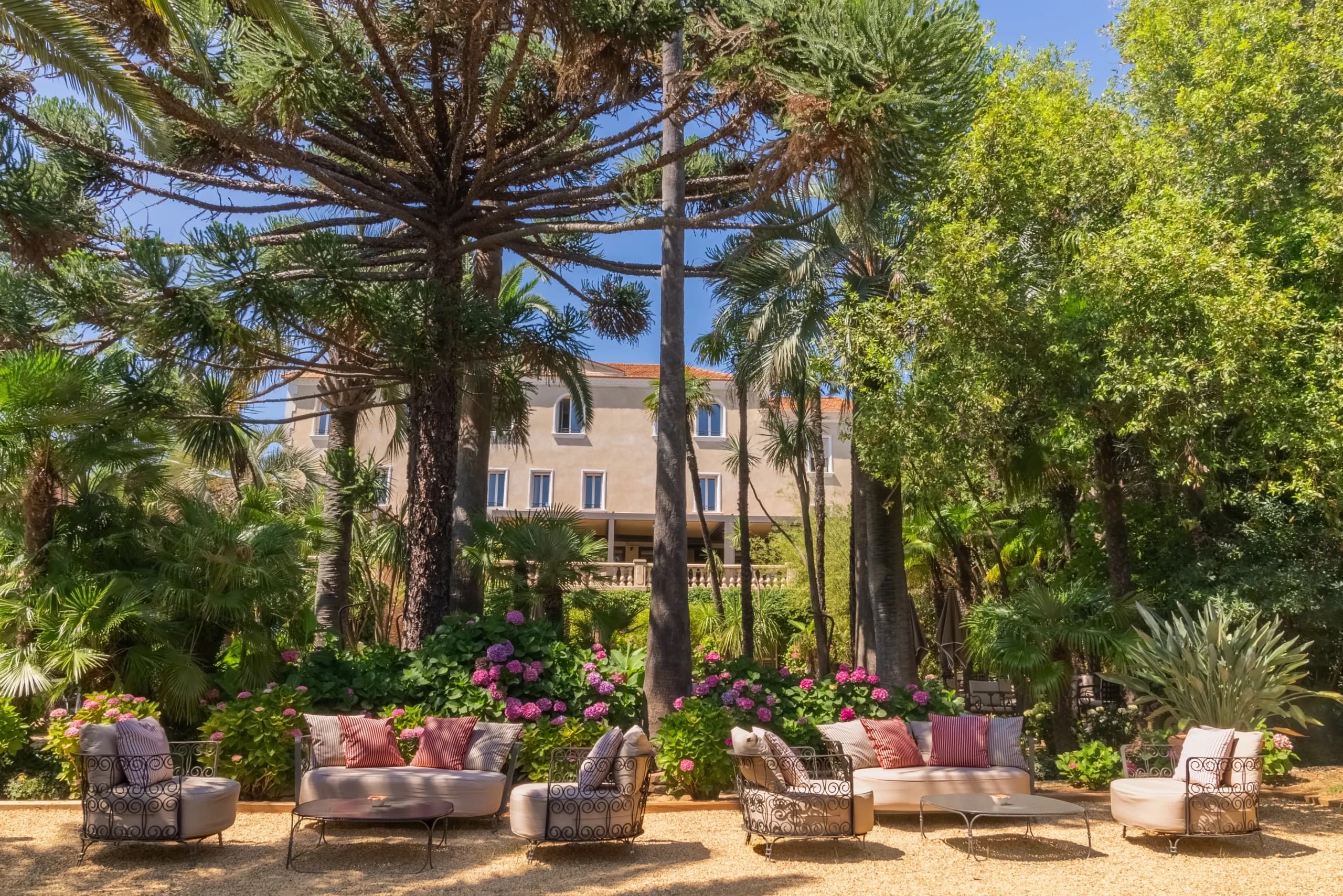 Château de Valmer — garden