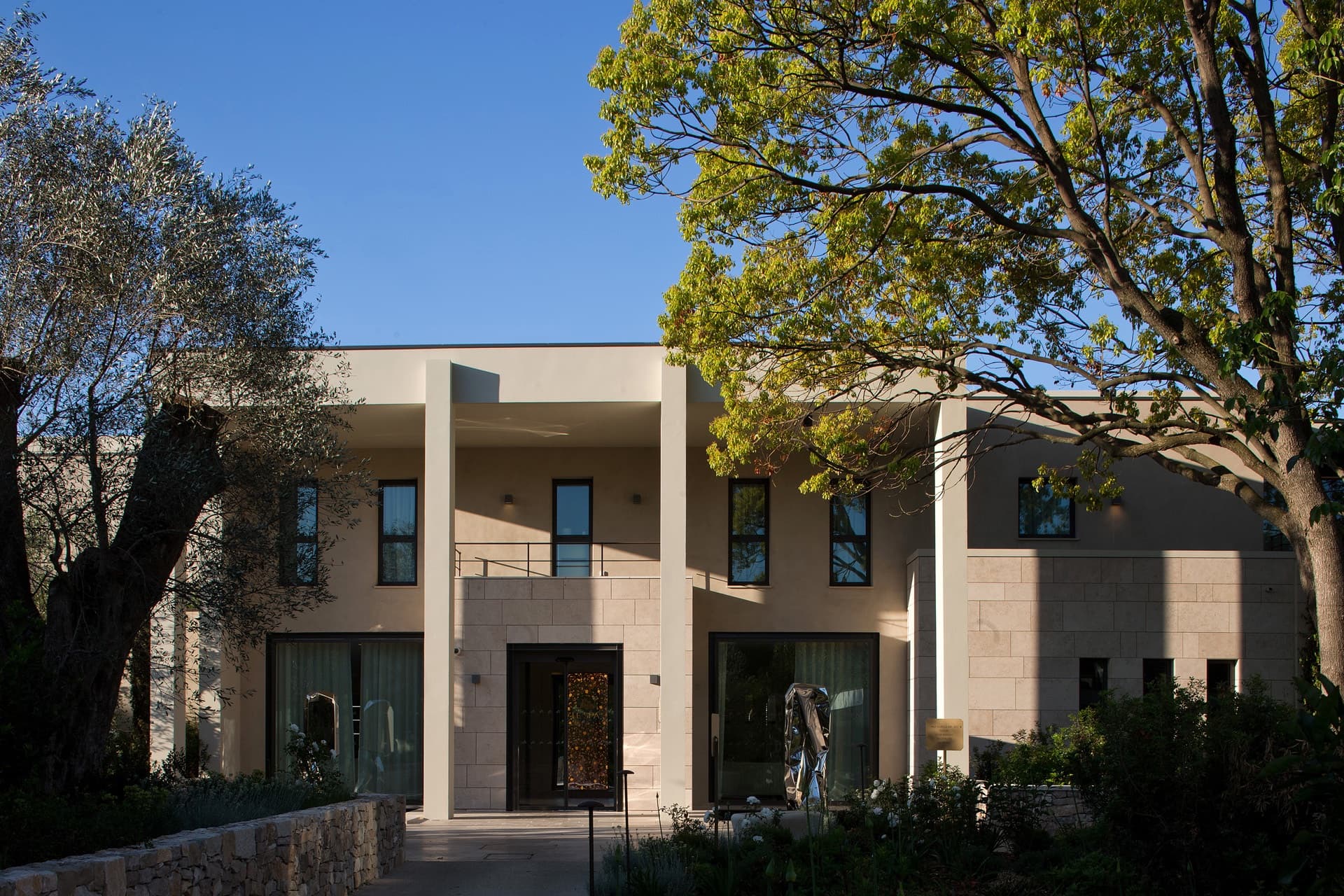 Le Domaine du Mas de Pierre — exterior