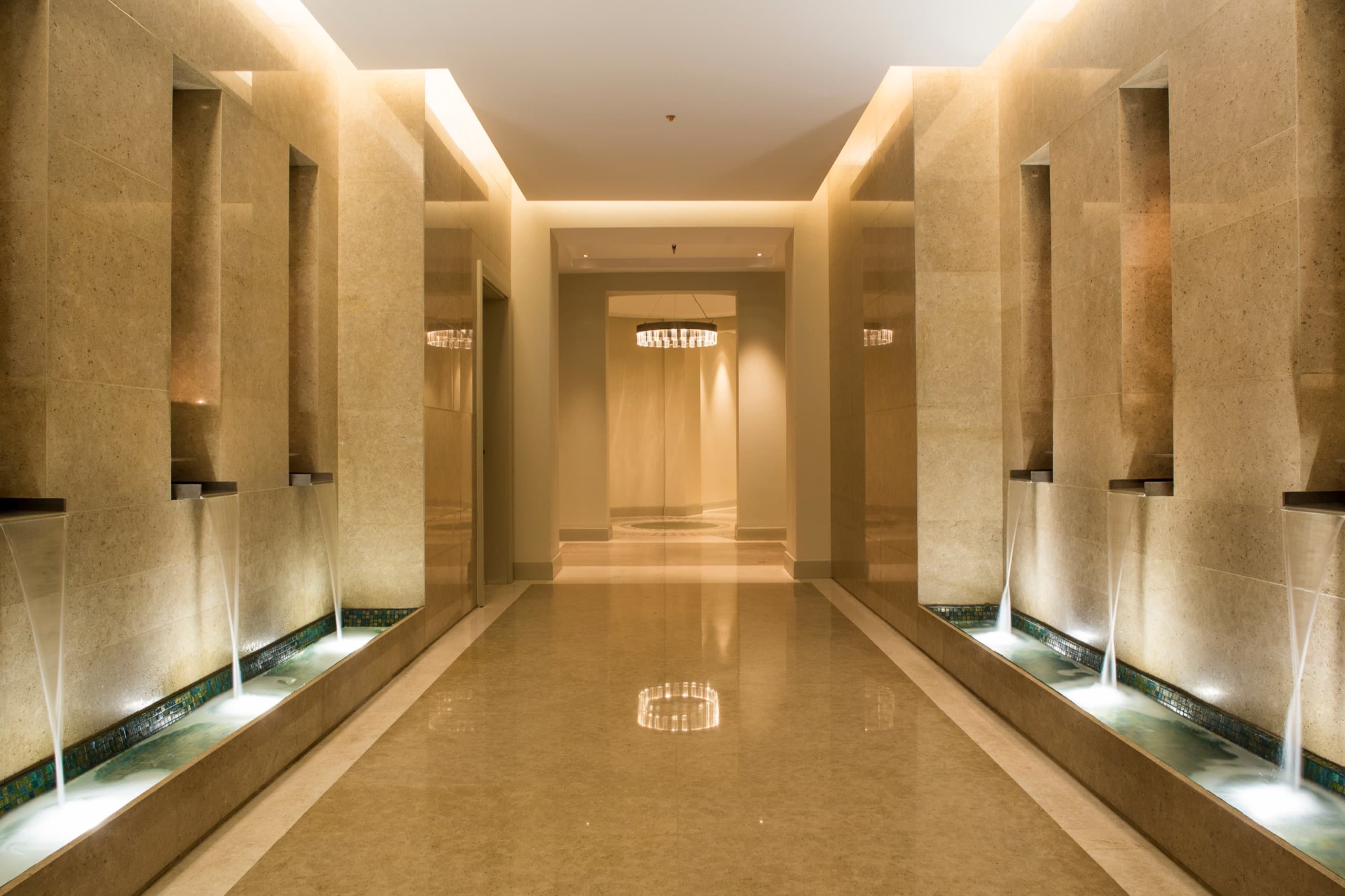 Four Seasons Hotel Riyadh at Kingdom Centre — spa