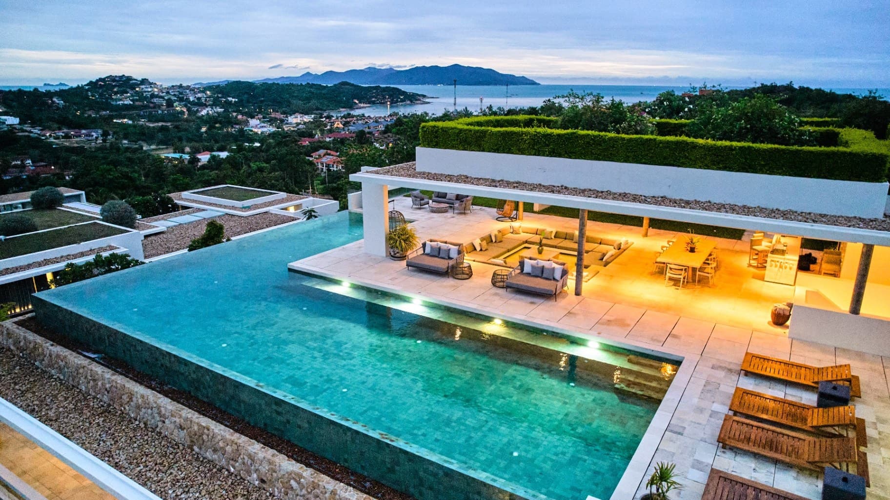 Samujana Villas — pool