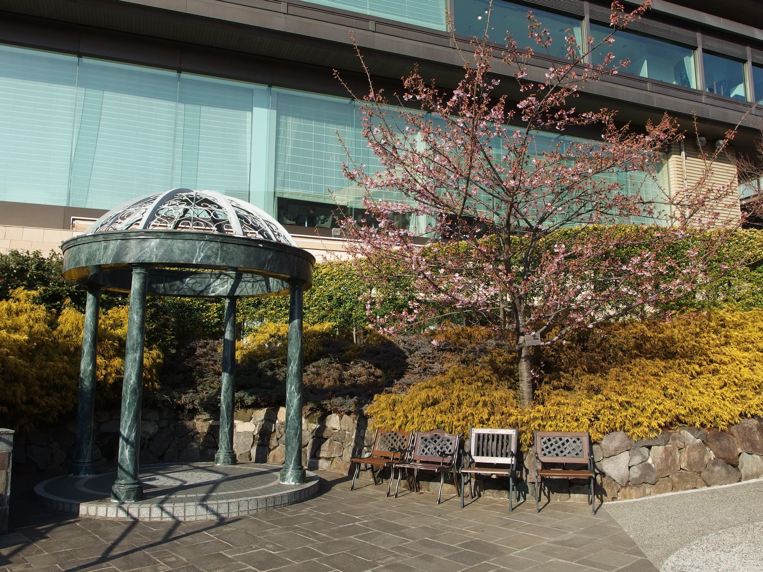 Hotel Chinzanso Tokyo — garden