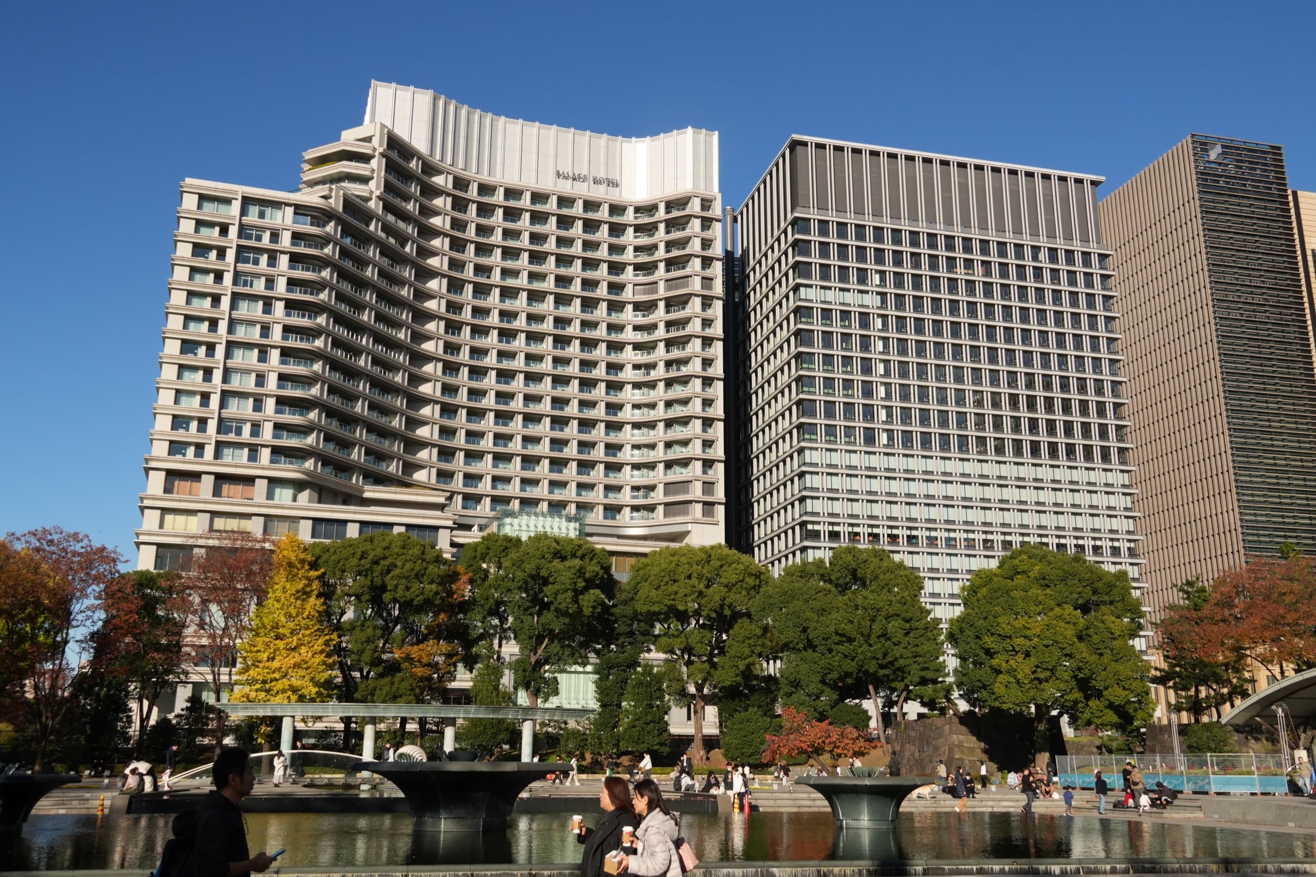 Palace Hotel Tokyo — exterior
