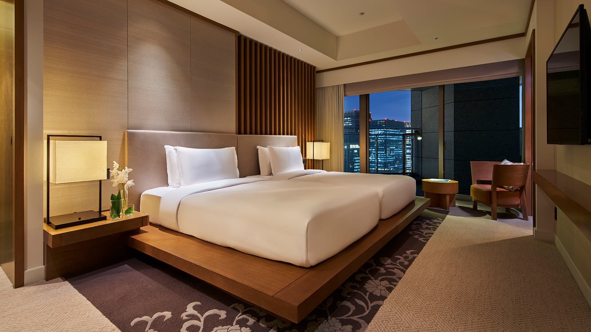 Palace Hotel Tokyo — signature suite