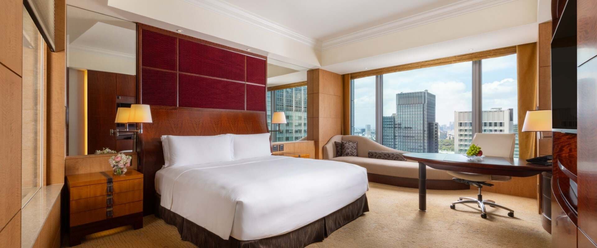 Shangri-La Tokyo — room