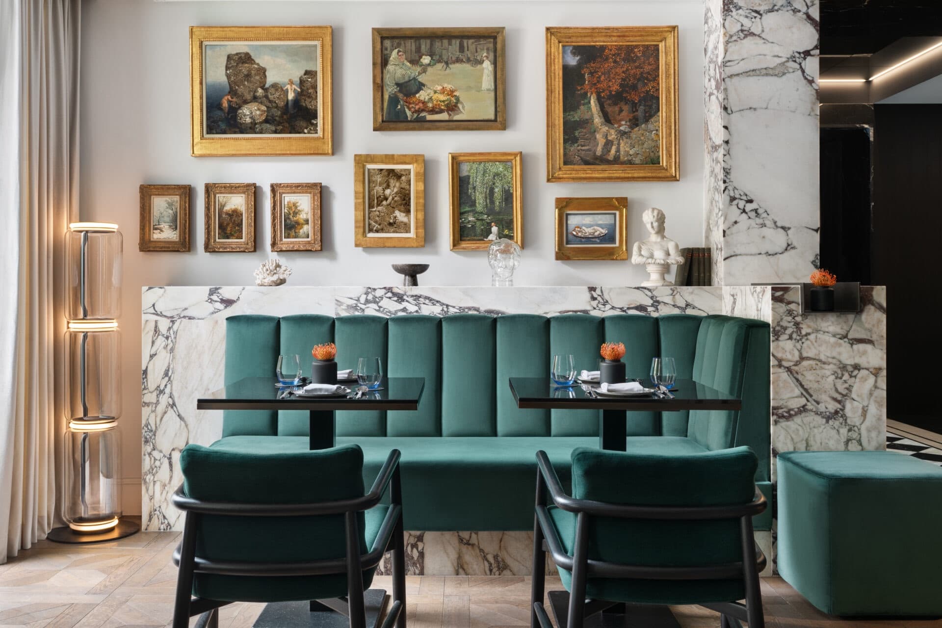 The Amauris Vienna — bar