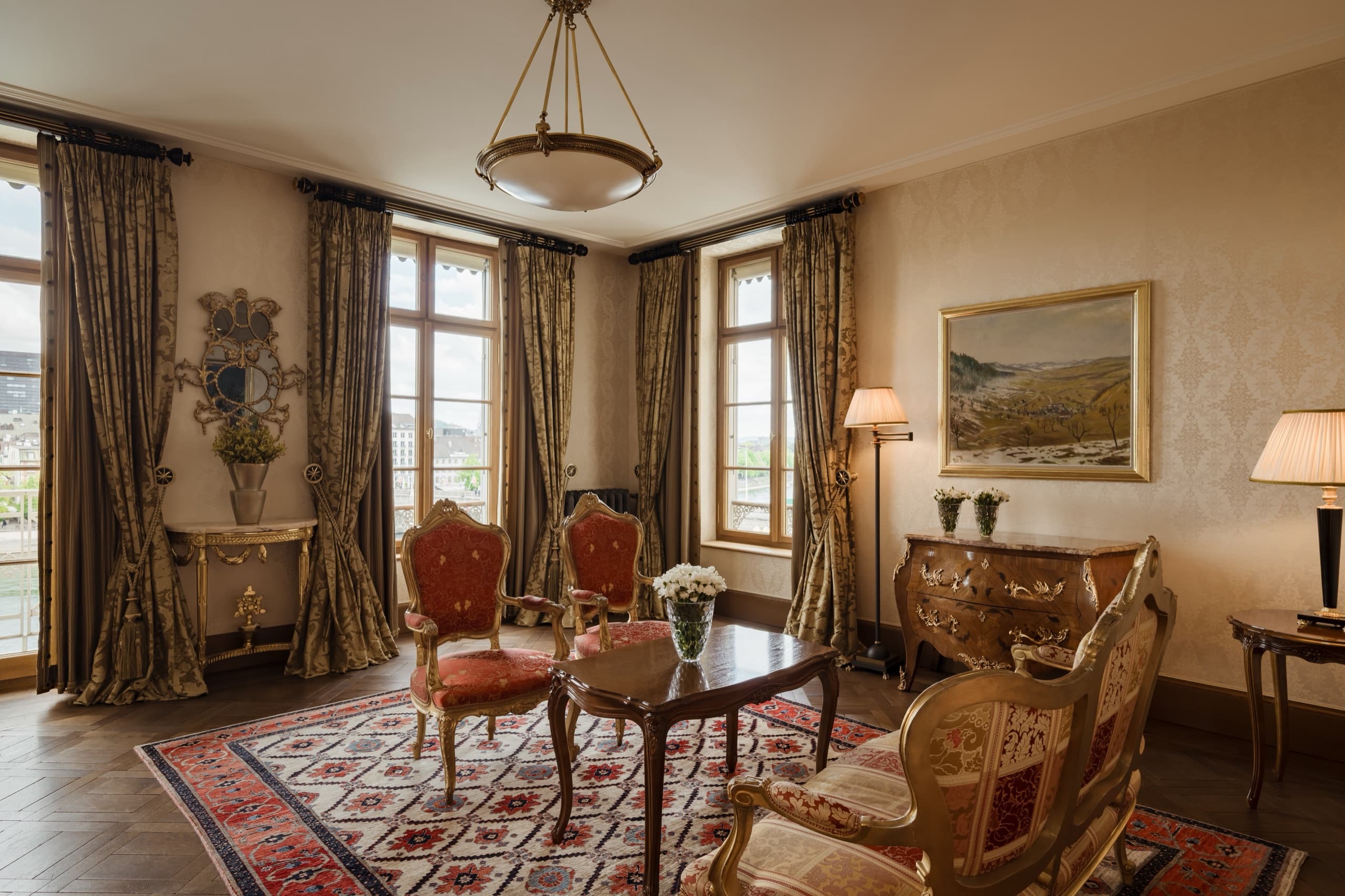 Hotel Les Trois Rois — suite
