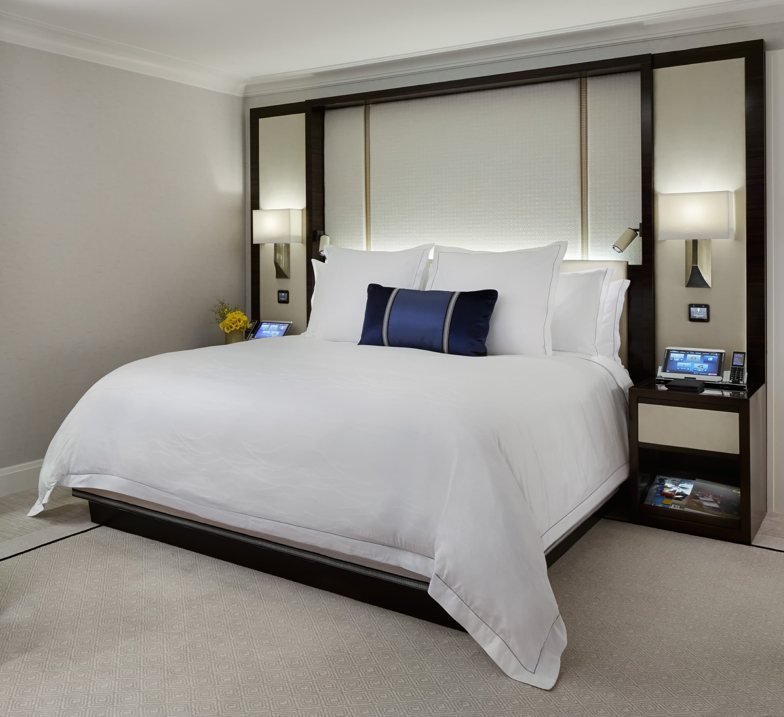 Deluxe Room, king bed with hand-painted floral art panel