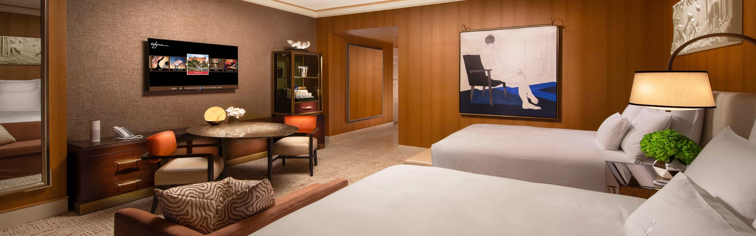 Wynn Tower Suites King – guestroom (press, full frame)
