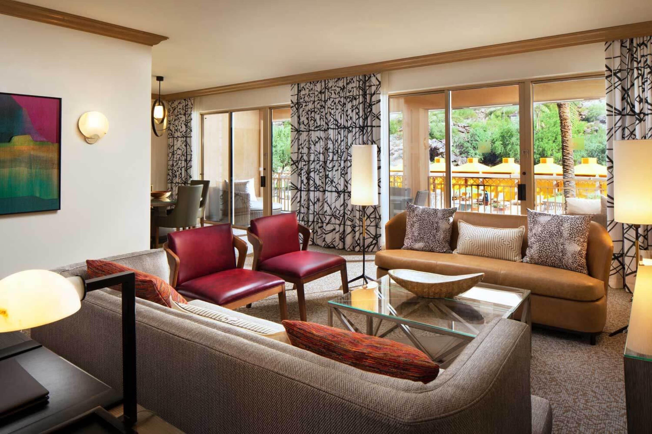 One Bedroom Canyon Suite living room