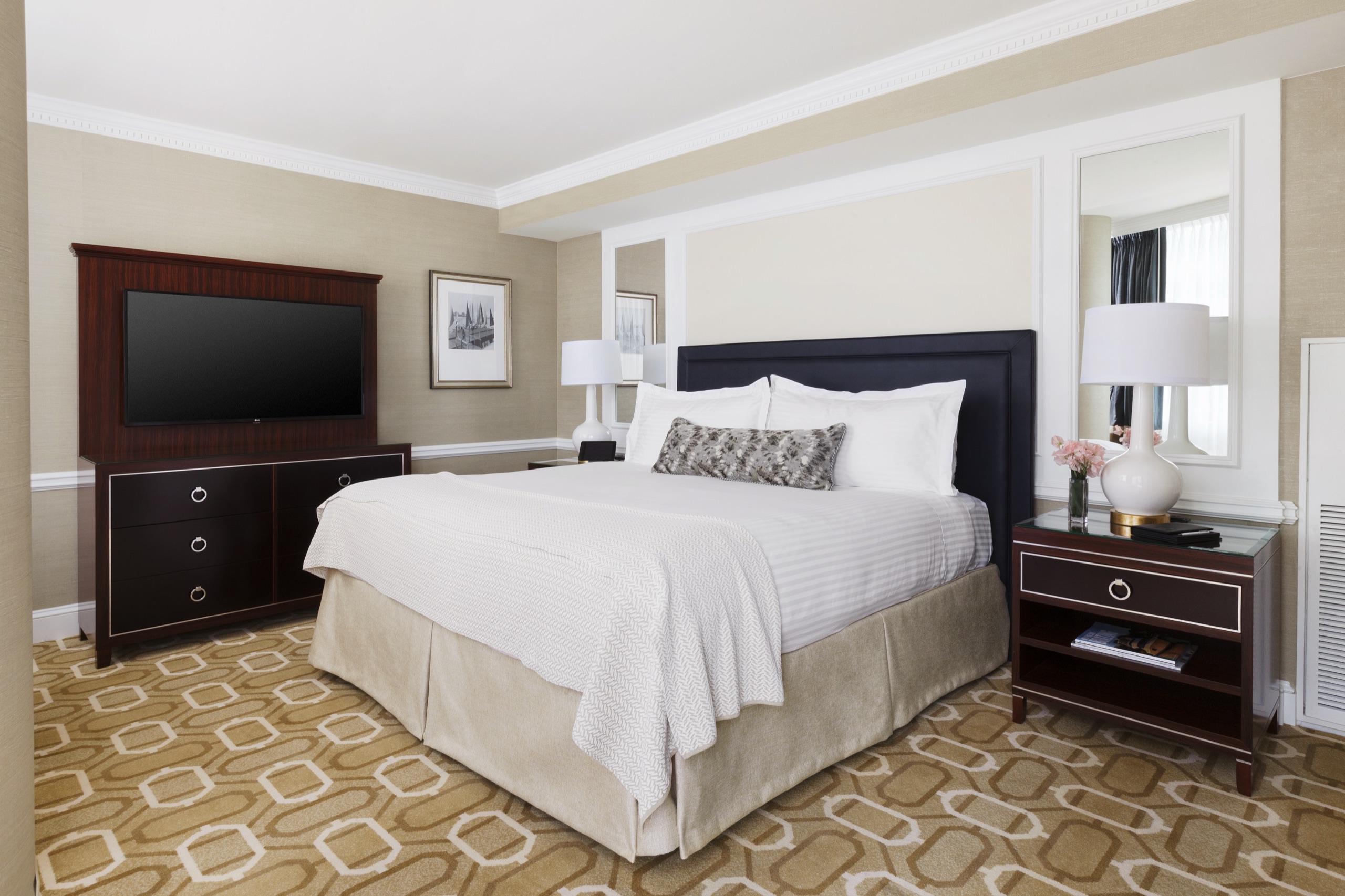 John Adams Presidential Suite bedroom
