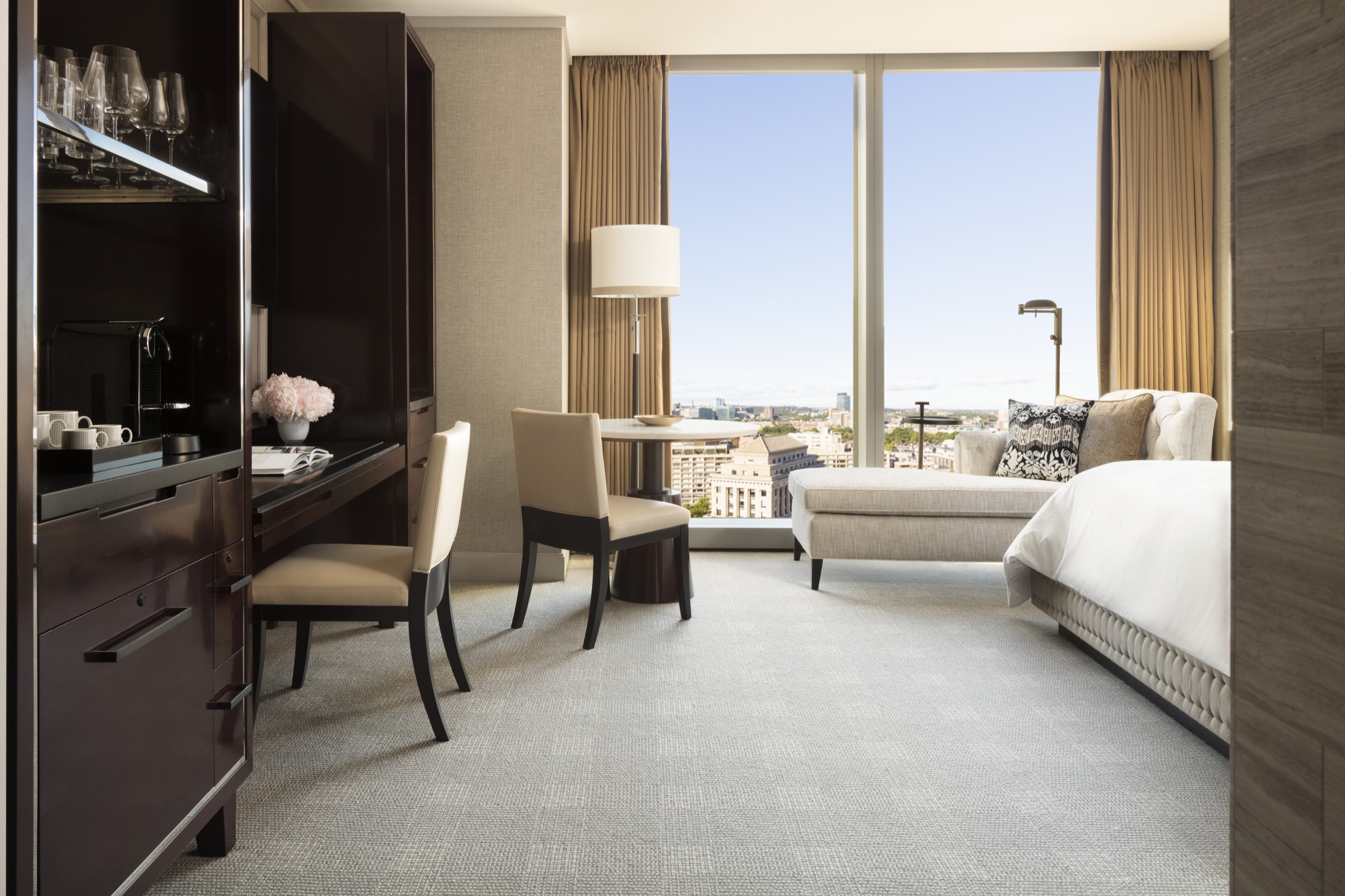 King Premier Corner room with curved window wall over Back Bay