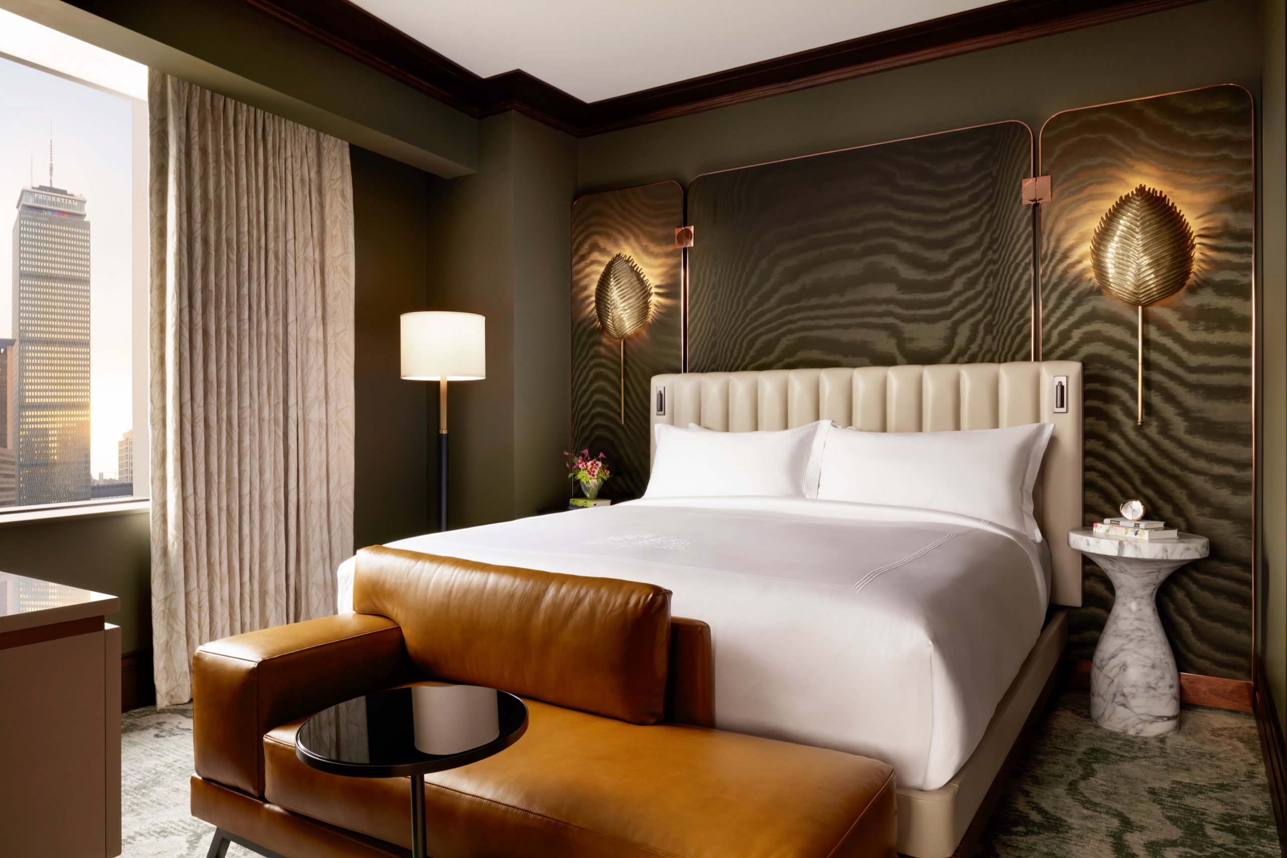 Raffles Presidential Suite — bedroom