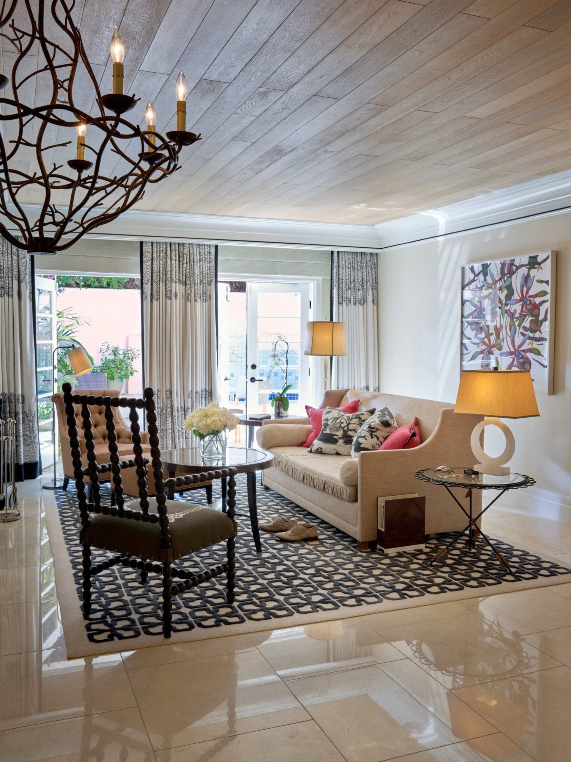 Grace Kelly Suite living room