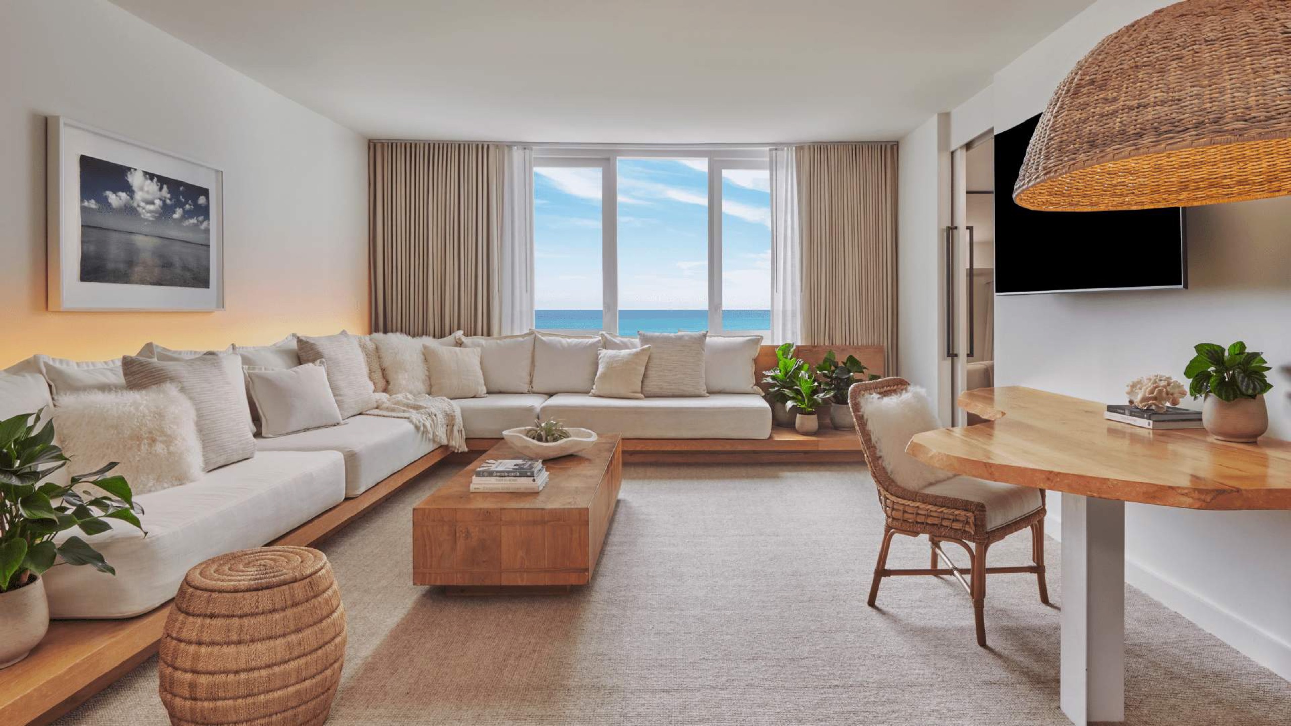 Ocean View One Bedroom Suite with Balcony bedroom