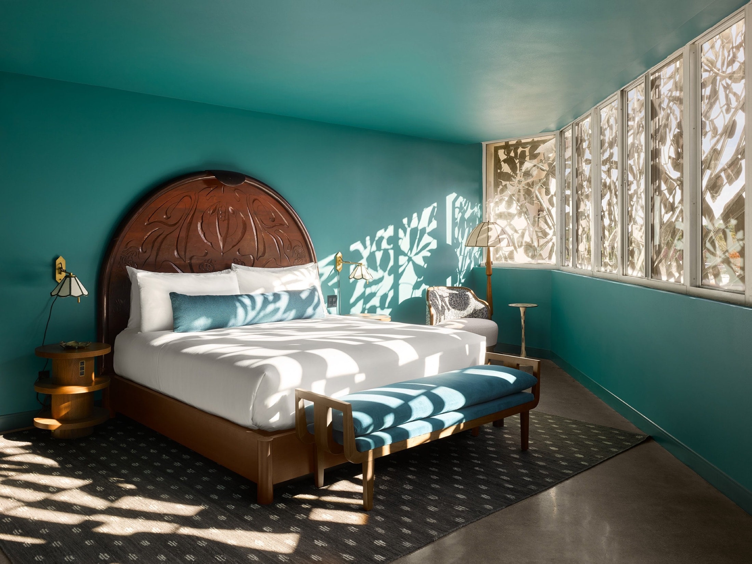 Grand Luxe Corner Suite bedroom