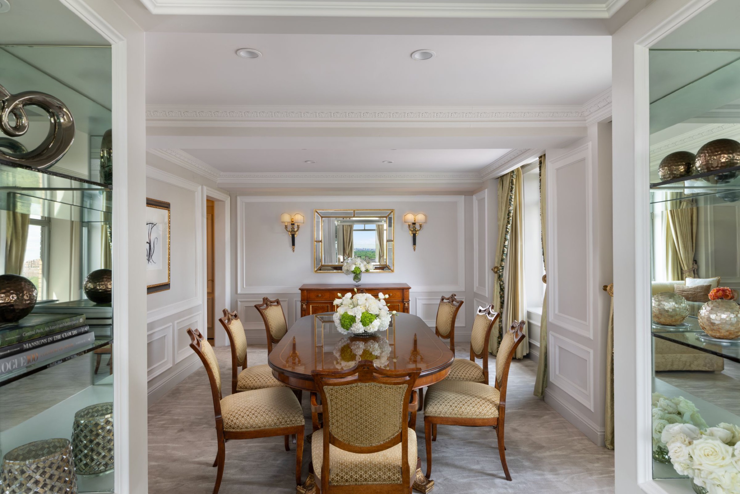 The Royal Suite living room