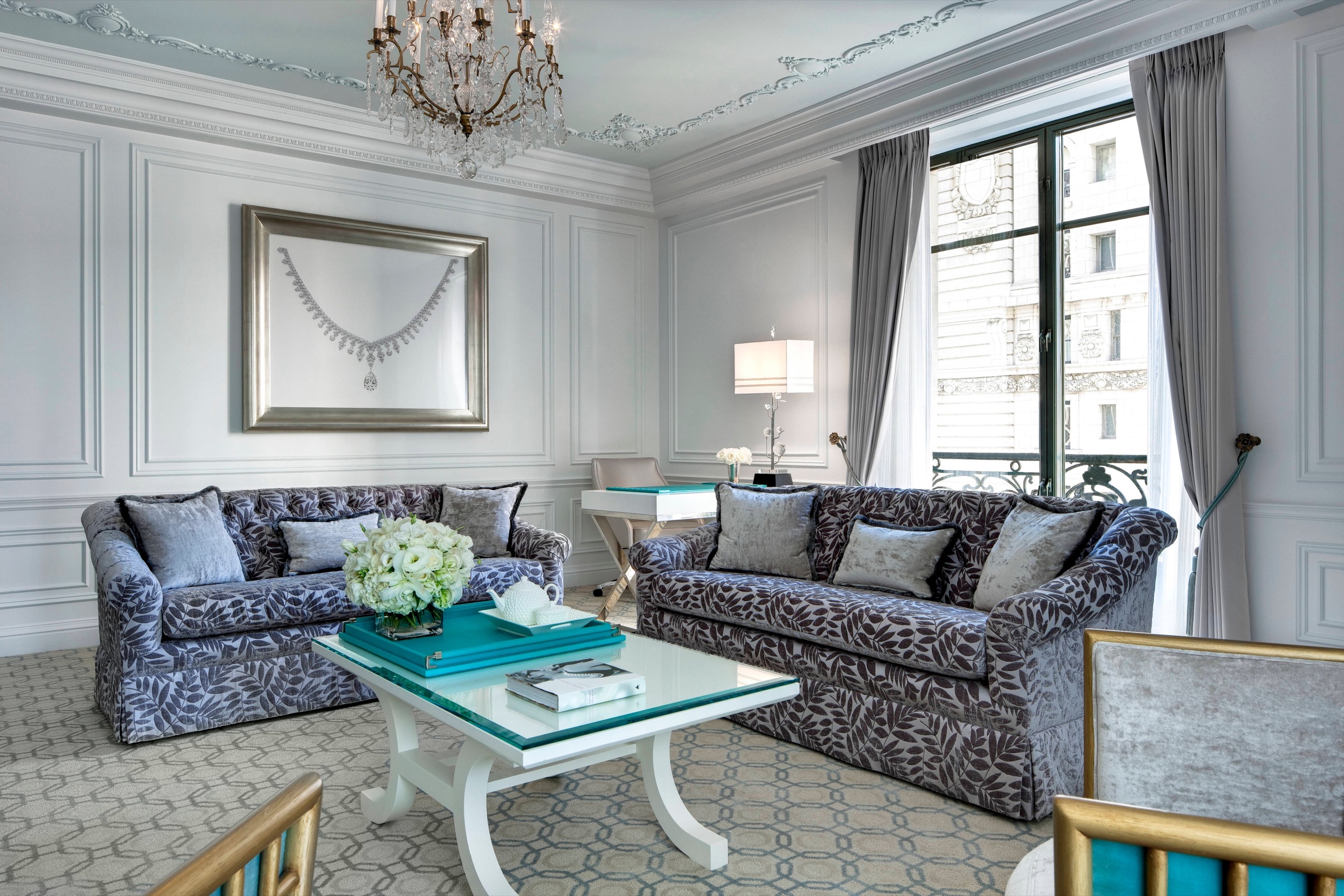 Dior Suite living room