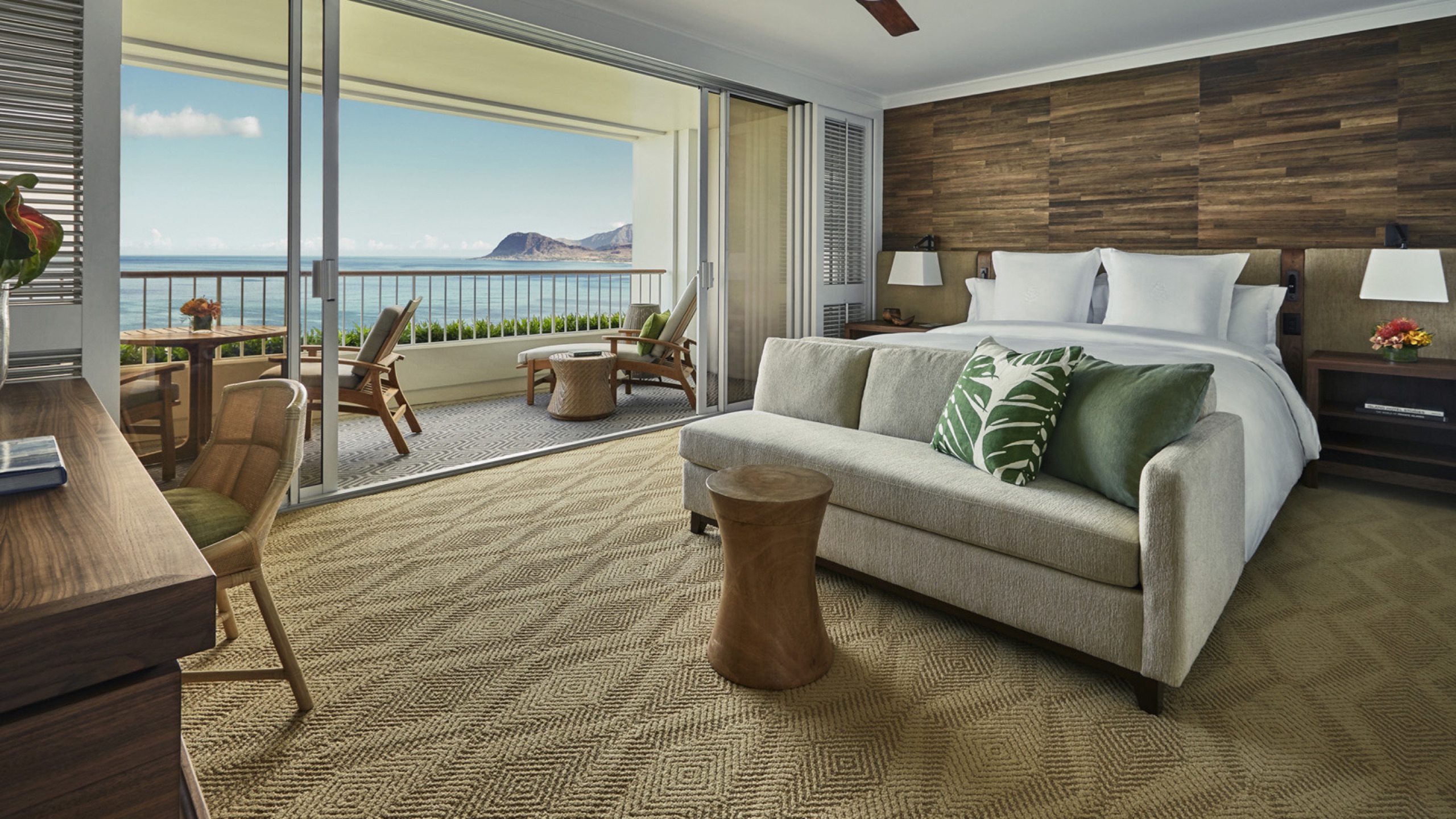 Oceanfront Room - king bed, koa-wood wall and private lanai