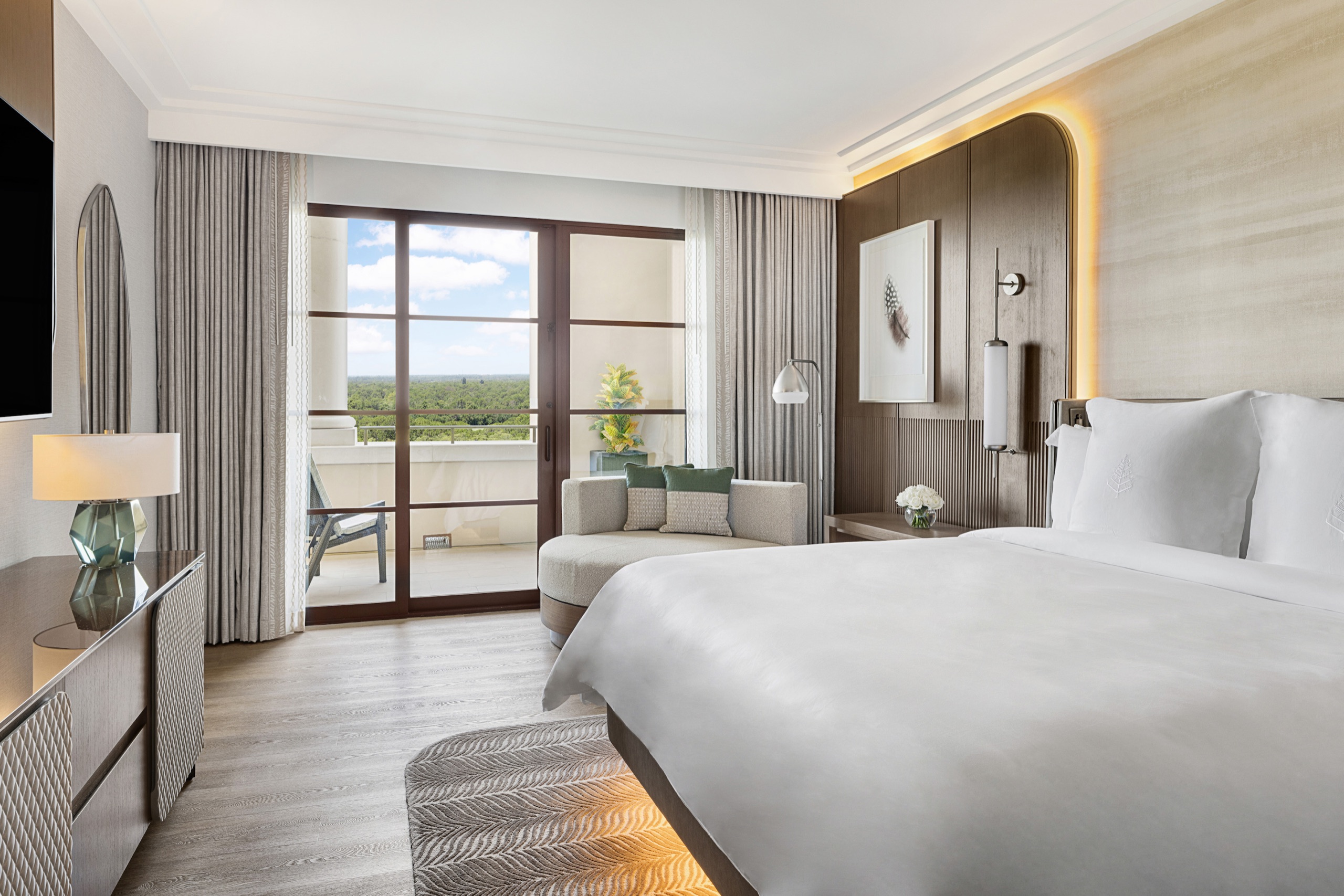 Park View Deluxe Suite (one-bedroom), king bedroom with balcony
