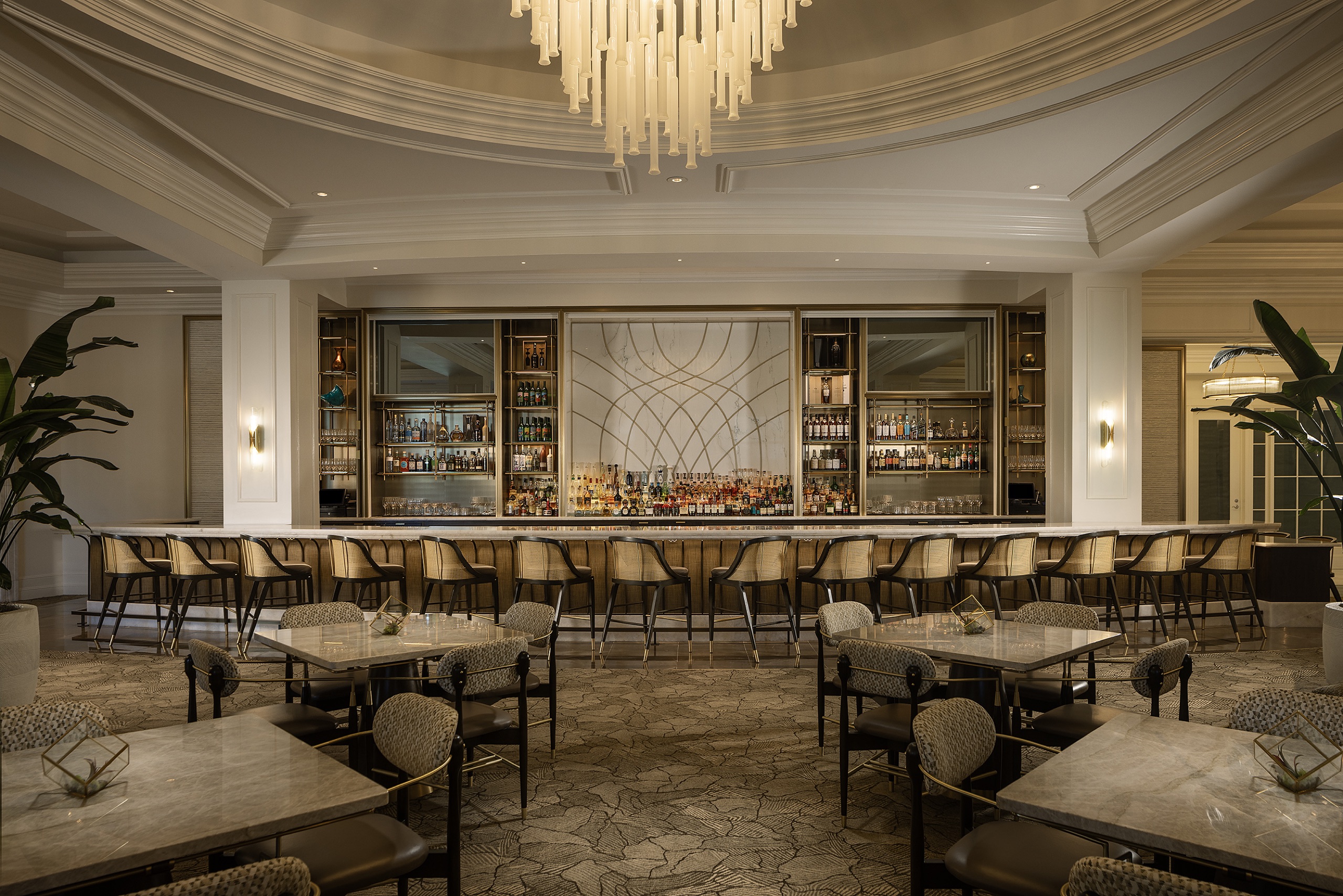 Peacock Alley lobby bar and lounge