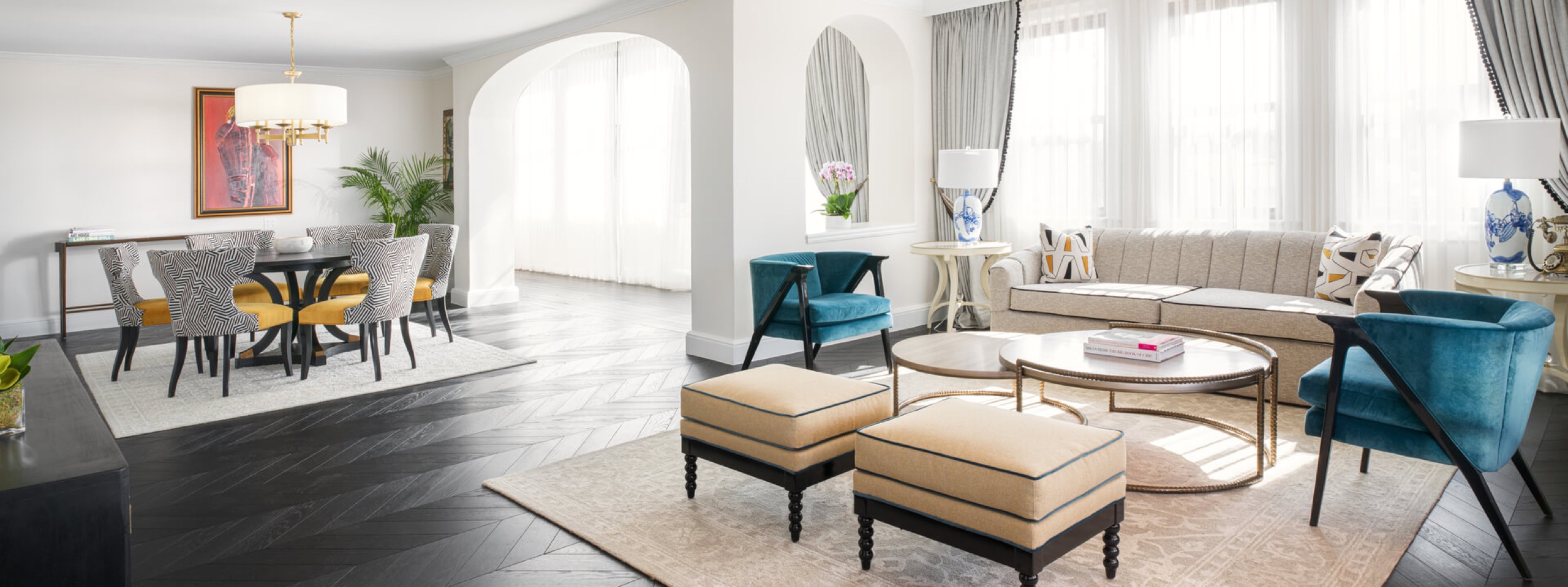 Beach Club — Grand Suite + Lanai, living room opening to the lanai
